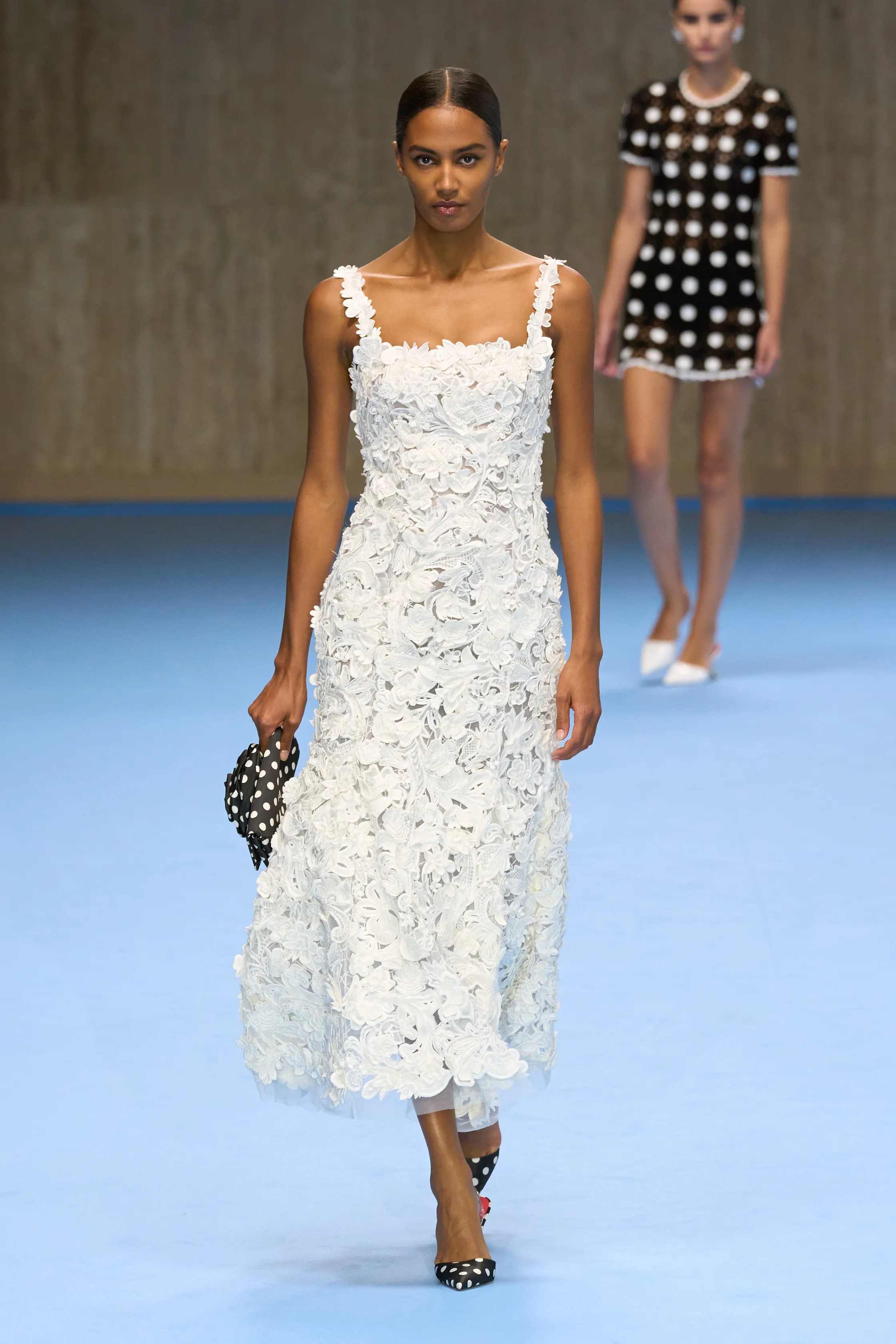 캐롤리나 헤레라 - Look 13