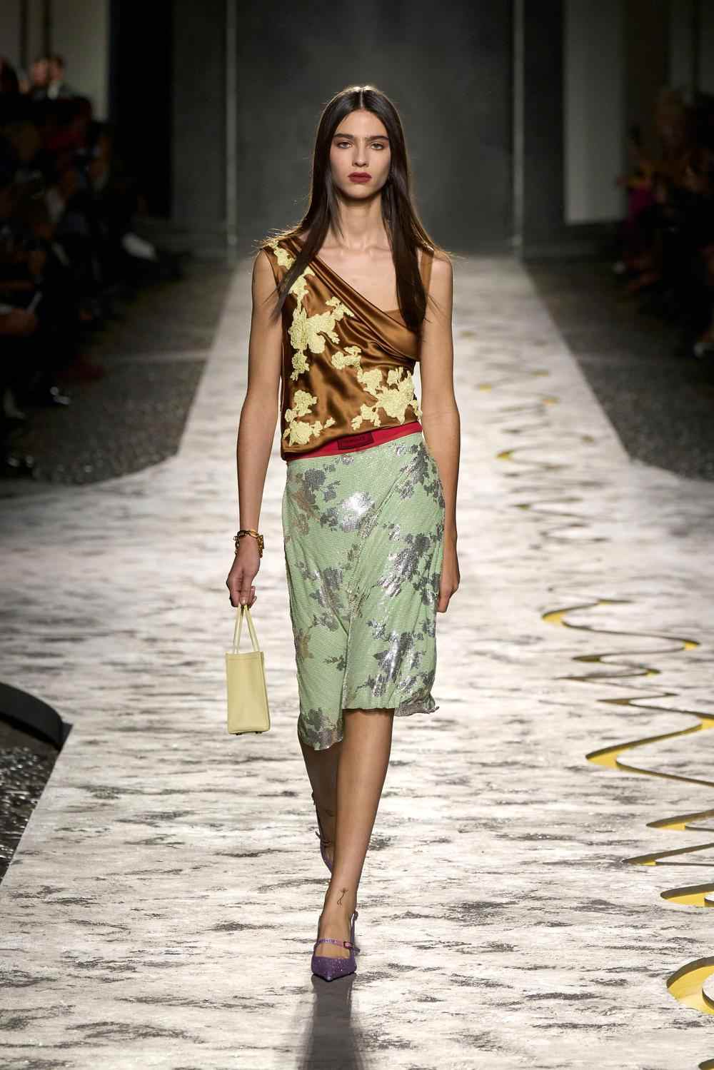 베르사체 - Look 63