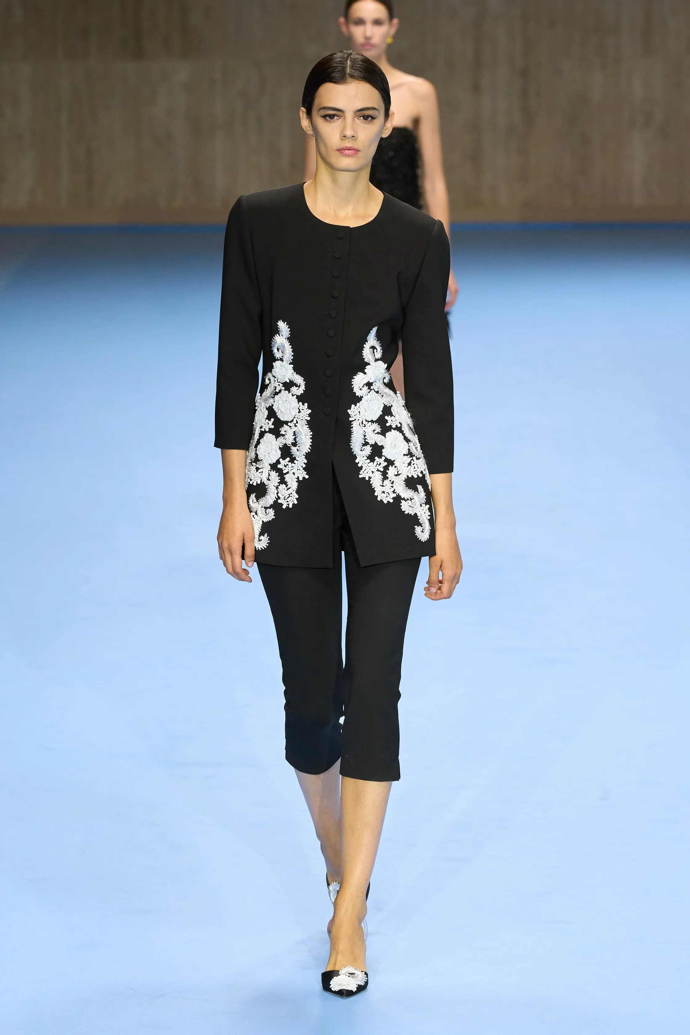 캐롤리나 헤레라 - Look 8