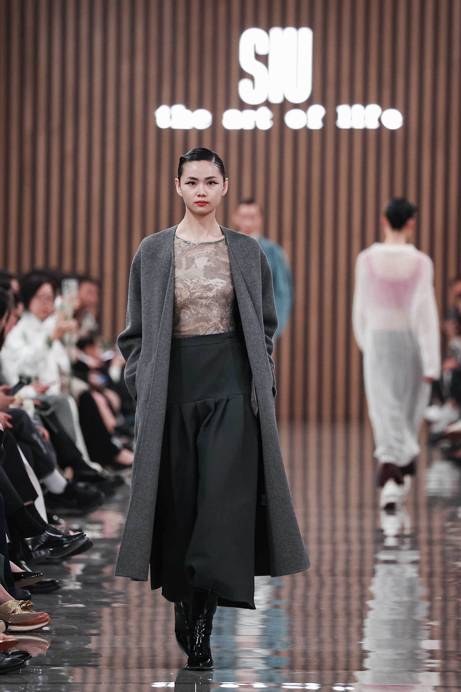 이노플러스+ - Look 13