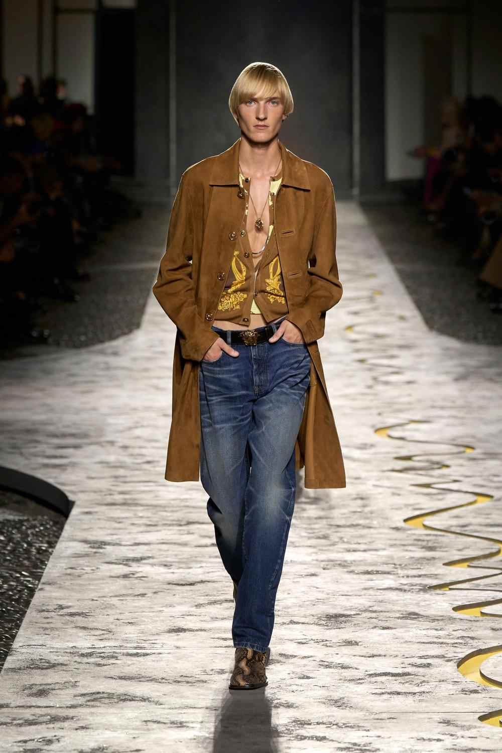 베르사체 - Look 29