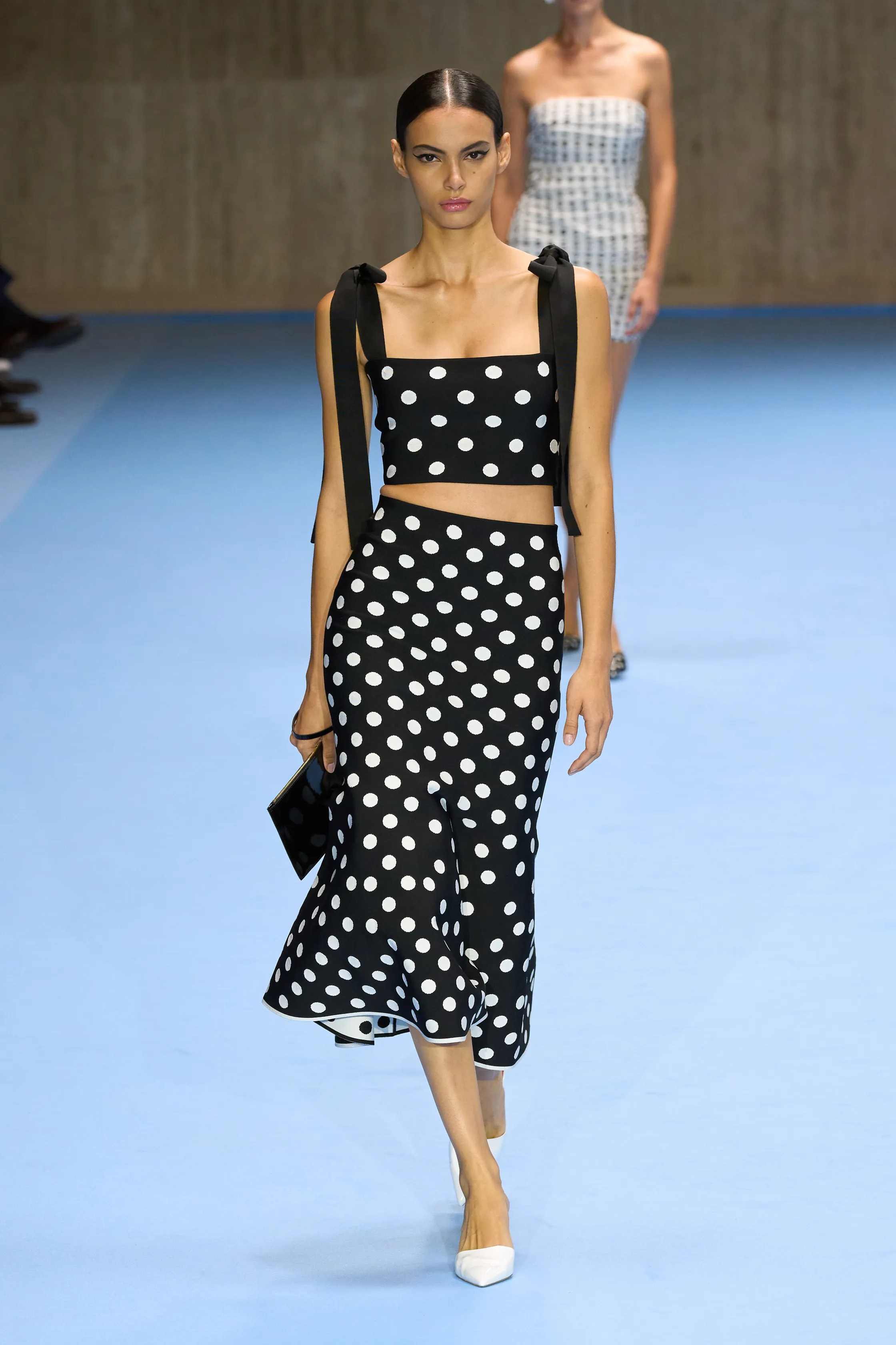 캐롤리나 헤레라 - Look 19