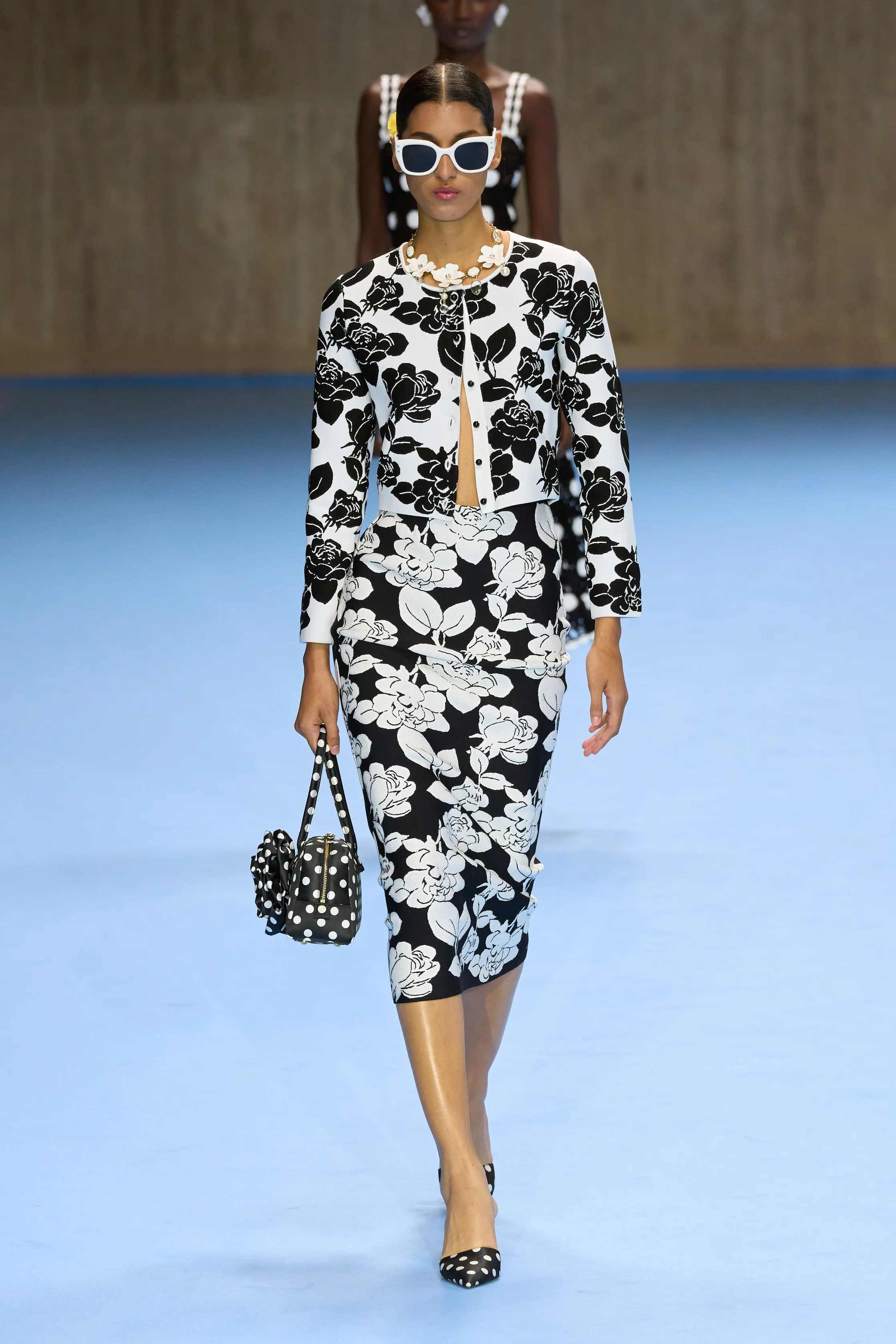 캐롤리나 헤레라 - Look 15