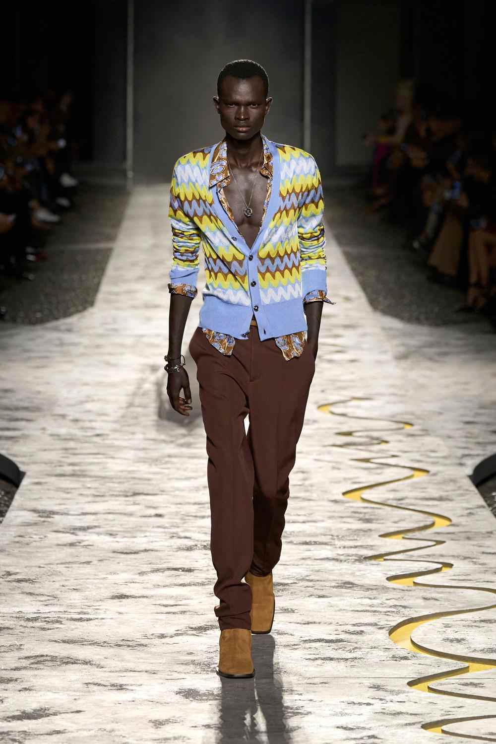 베르사체 - Look 5