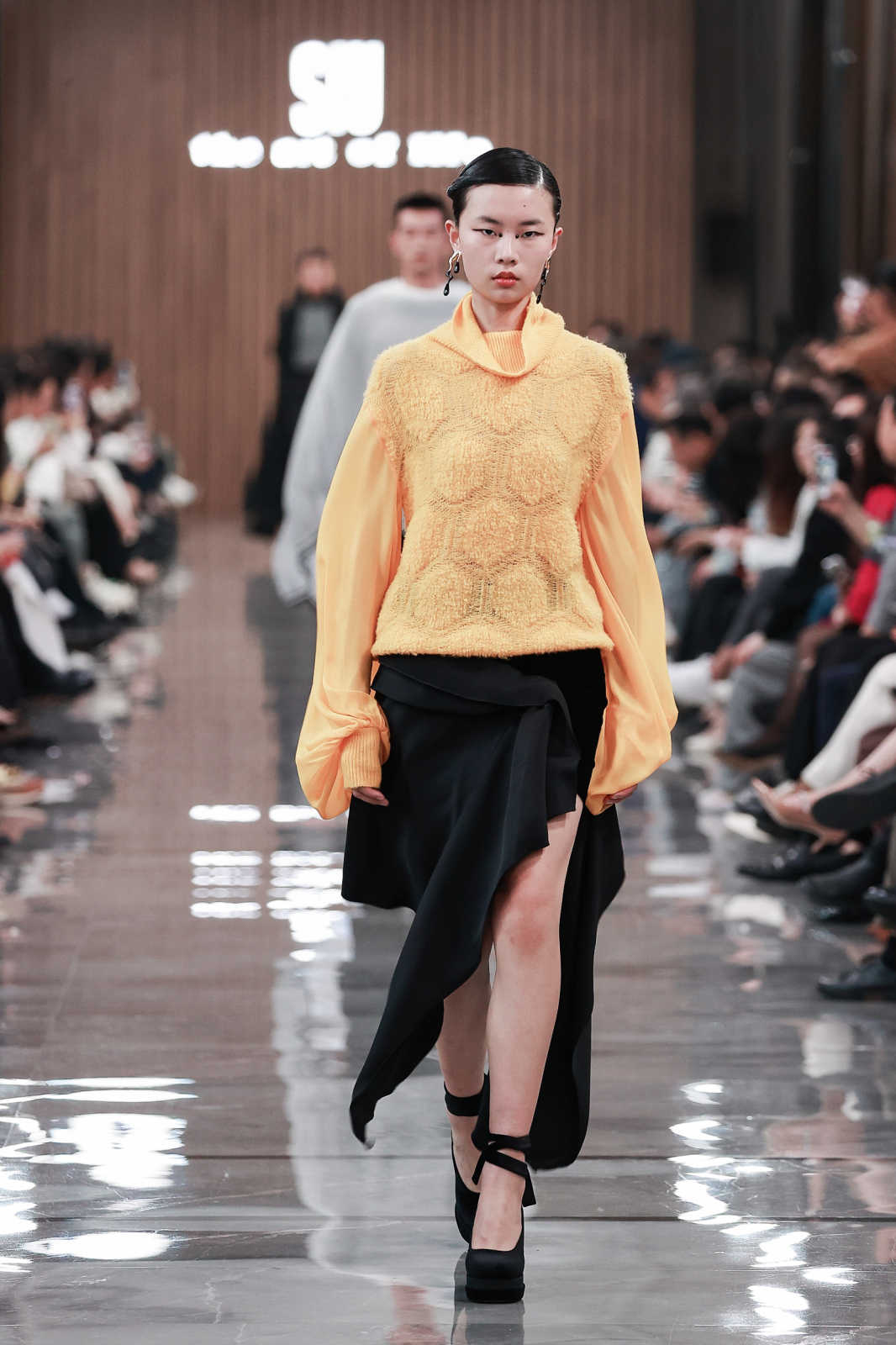 SIU - Look 33