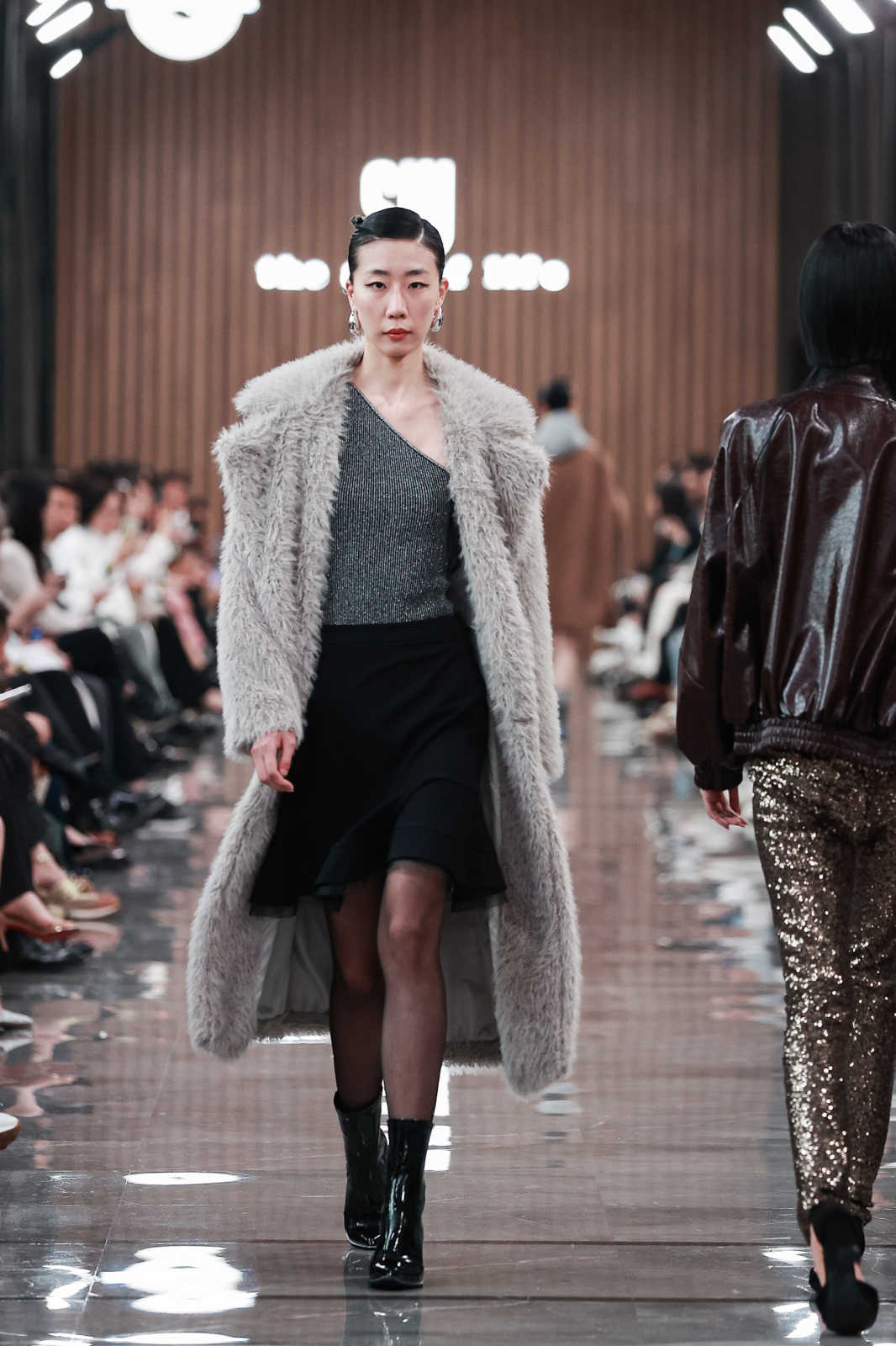 이노플러스+ - Look 25