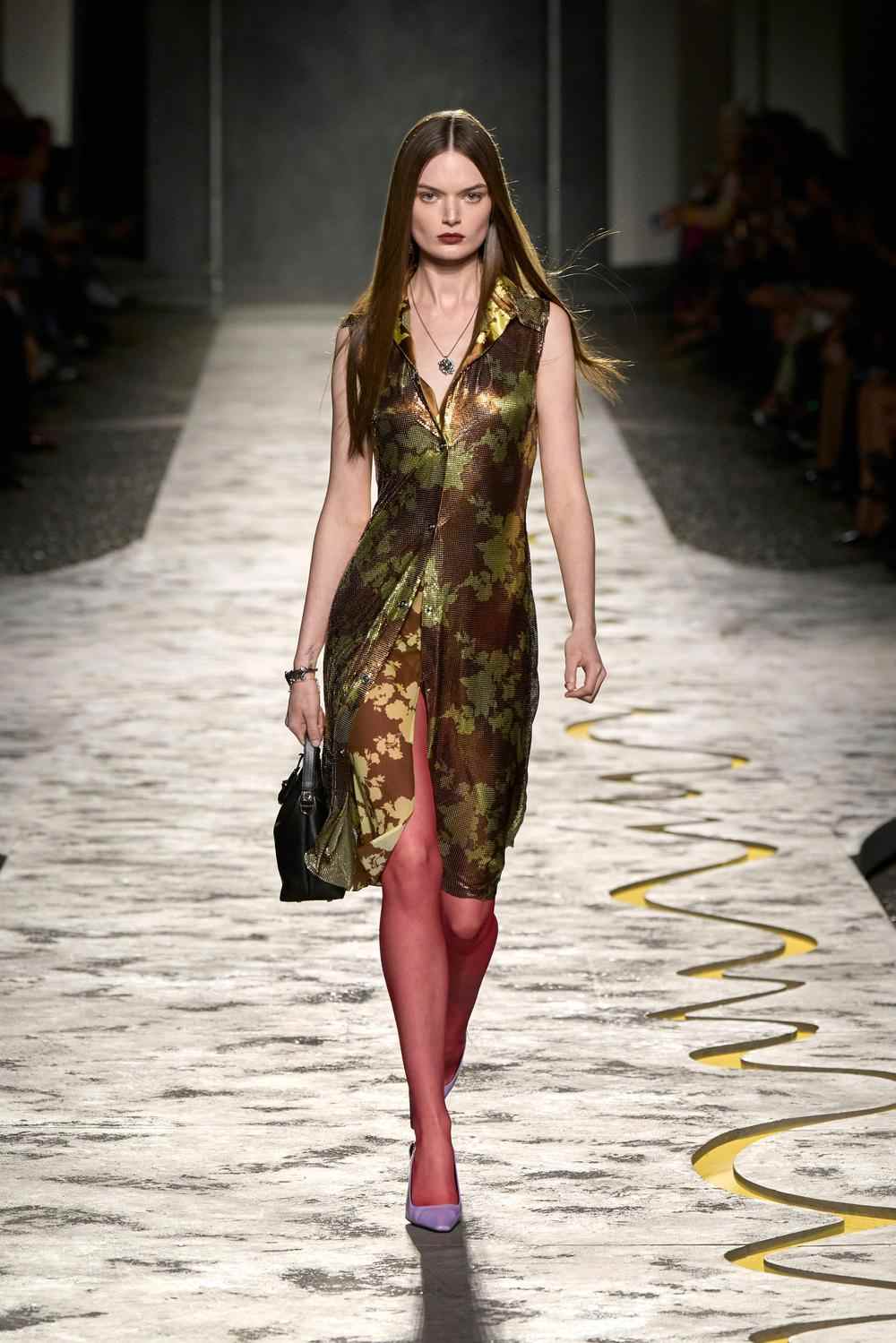 베르사체 - Look 16