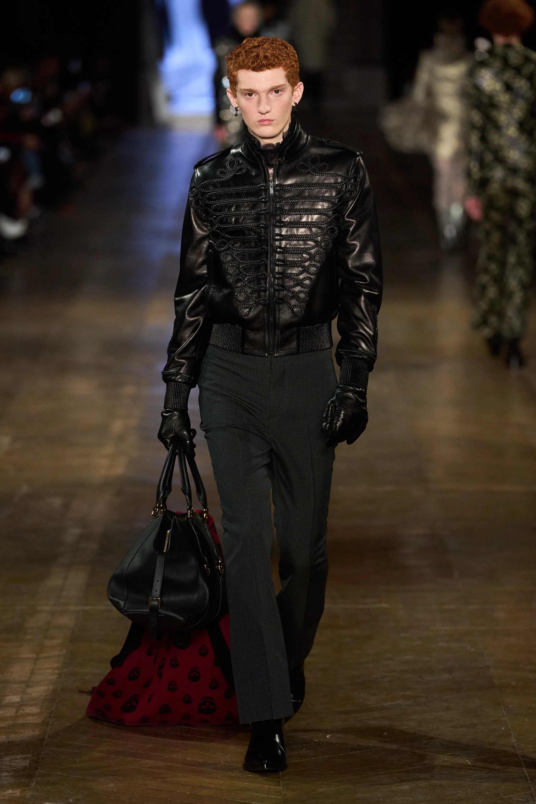 Alexander McQueen - Look 42