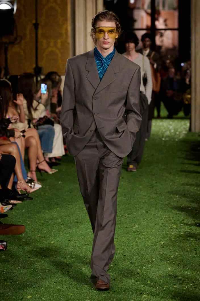 فالنتينو - Look 21