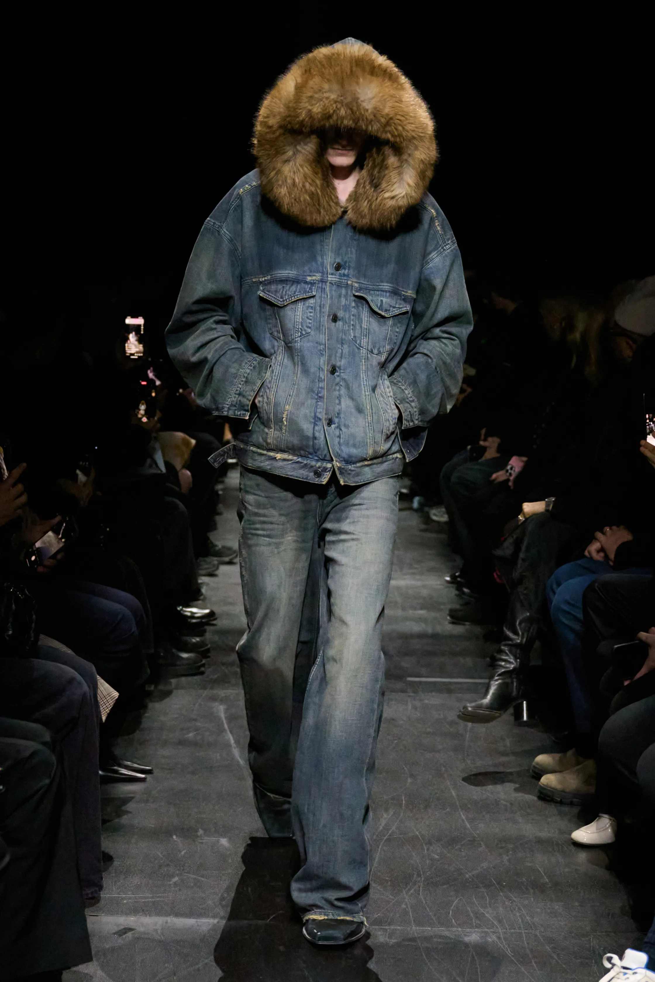 발렌시아가 - Look 38