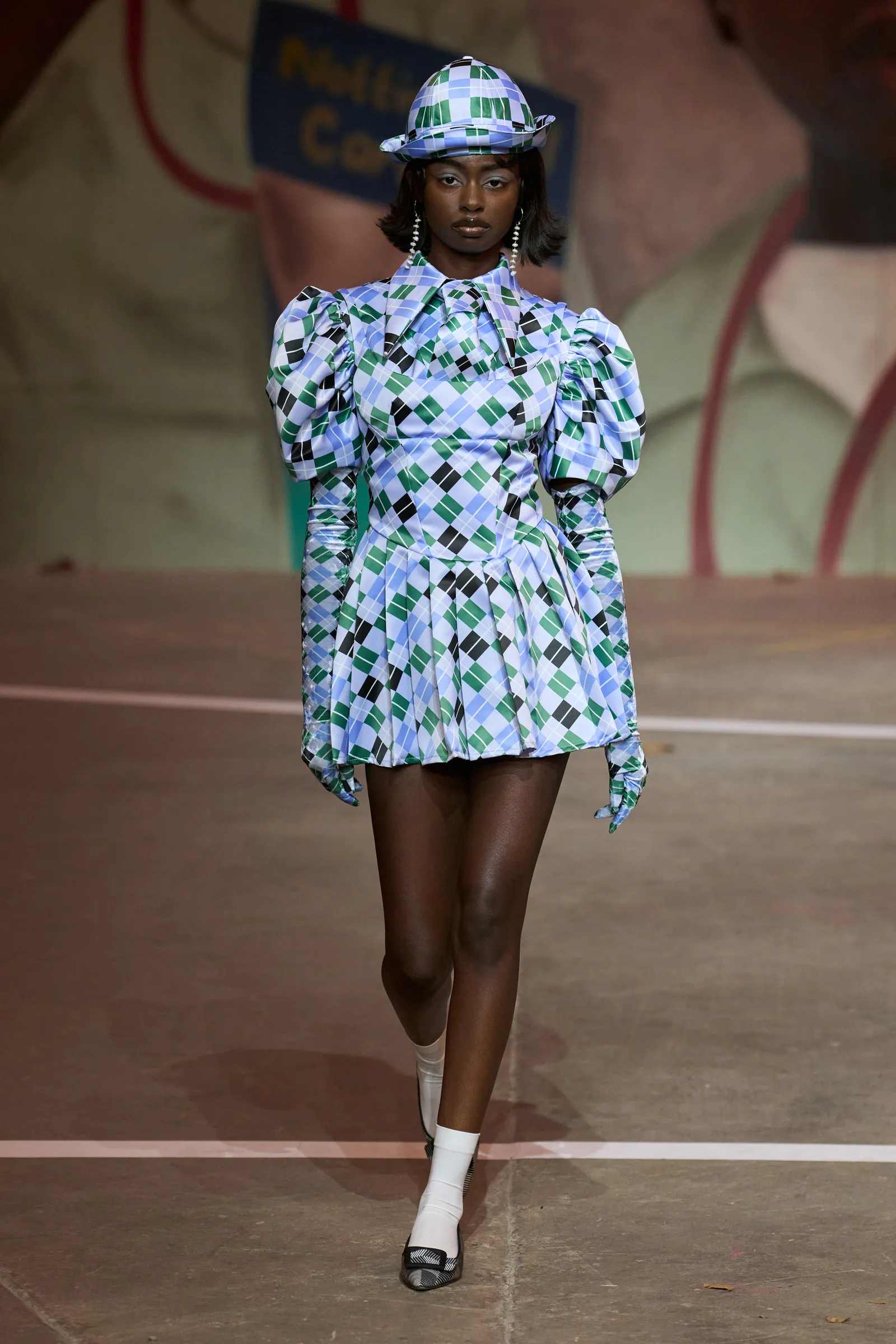 تولو كوكر - Look 20