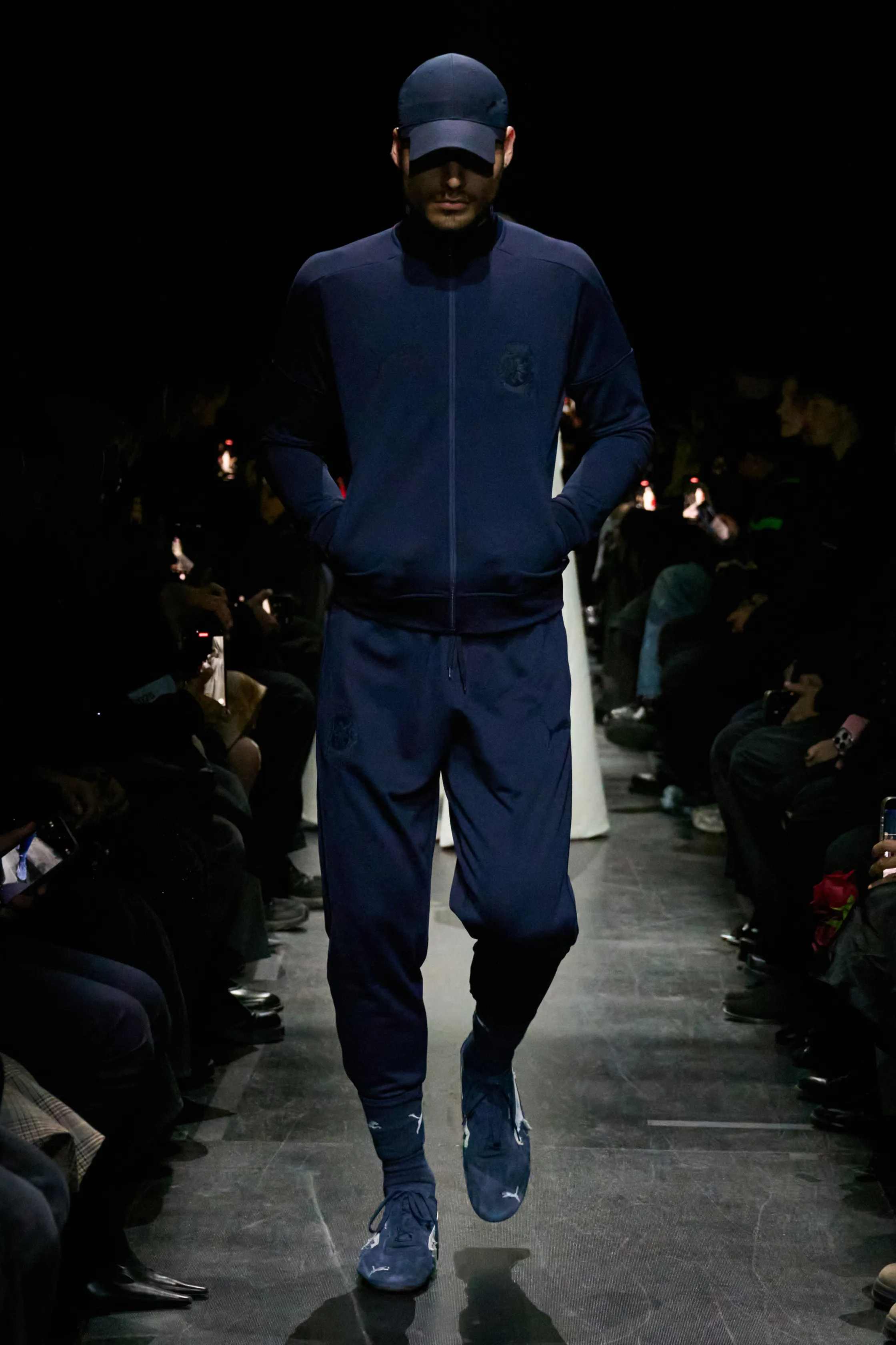 발렌시아가 - Look 75