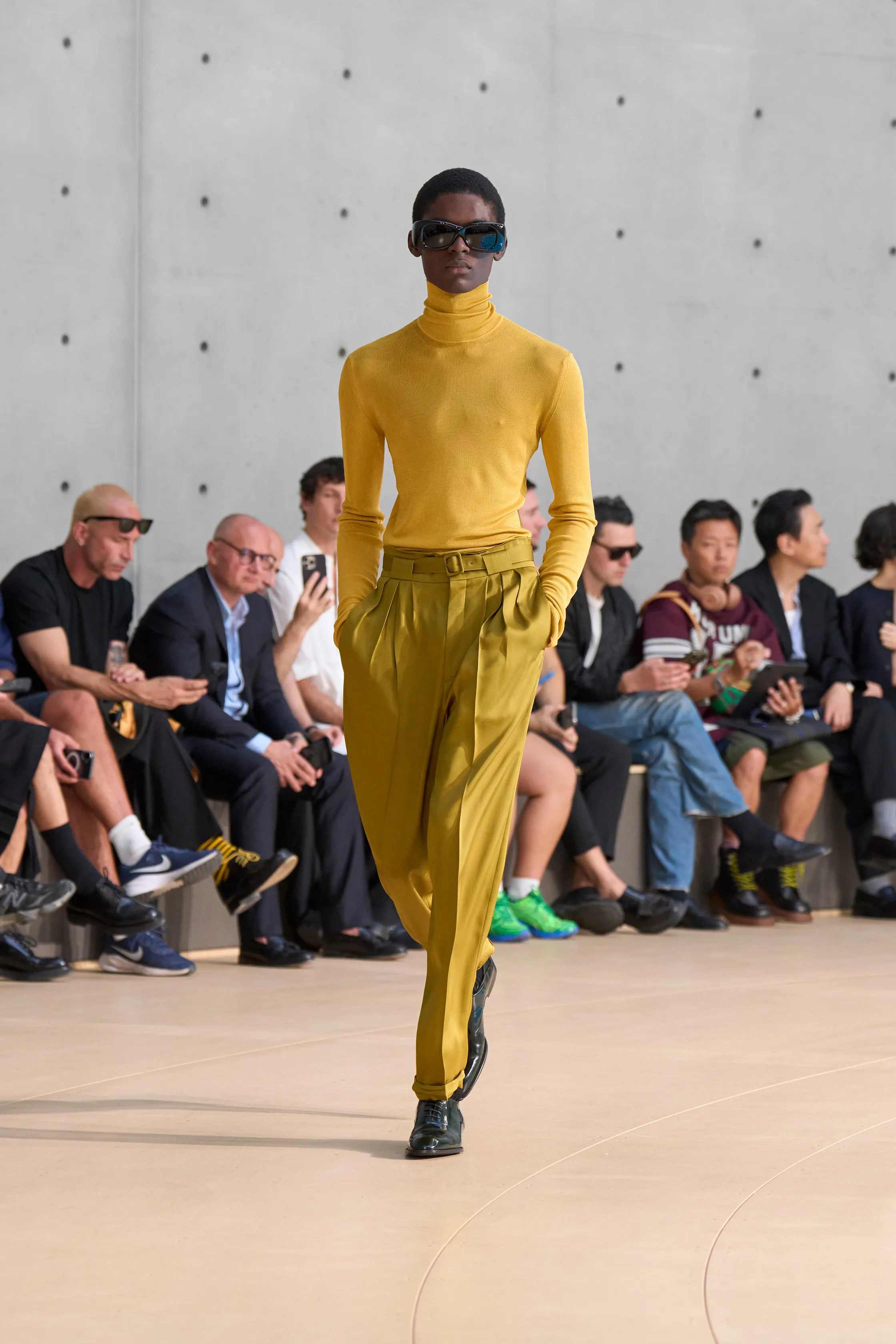 سان لوران - Look 19