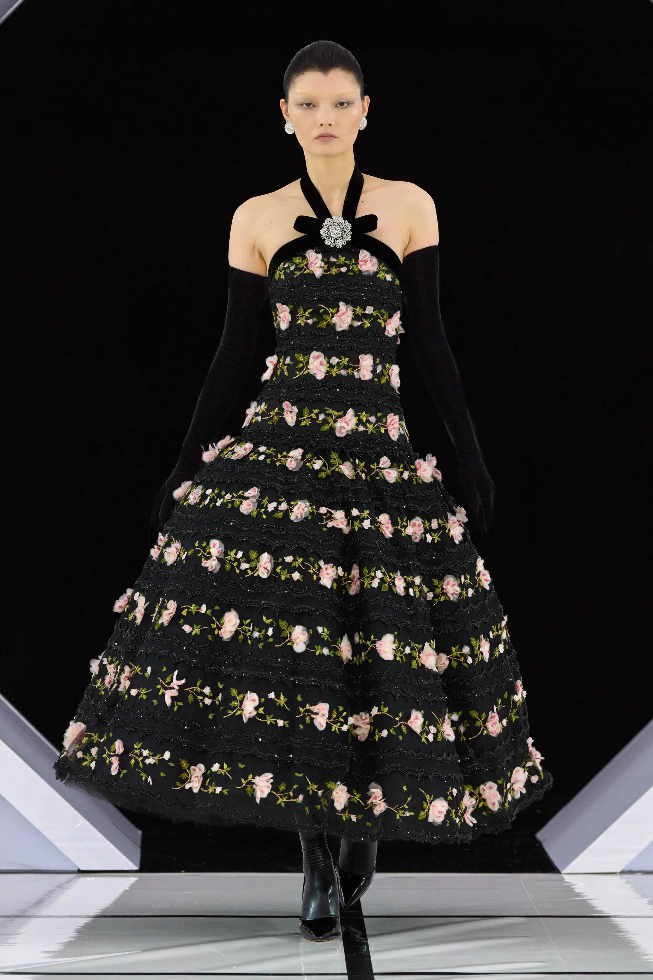 ريتشارد كوين - Look 17