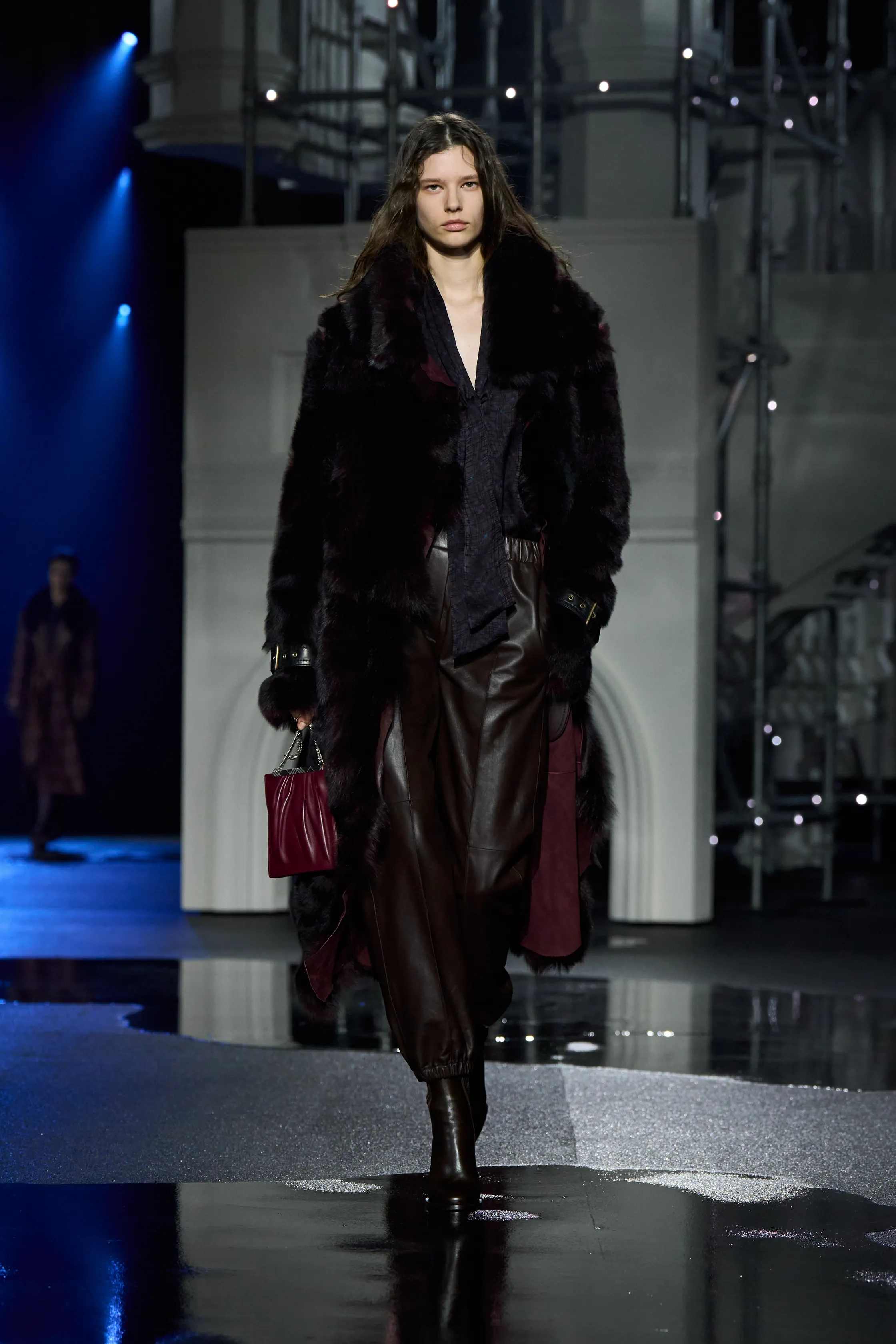 버버리 - Look 18