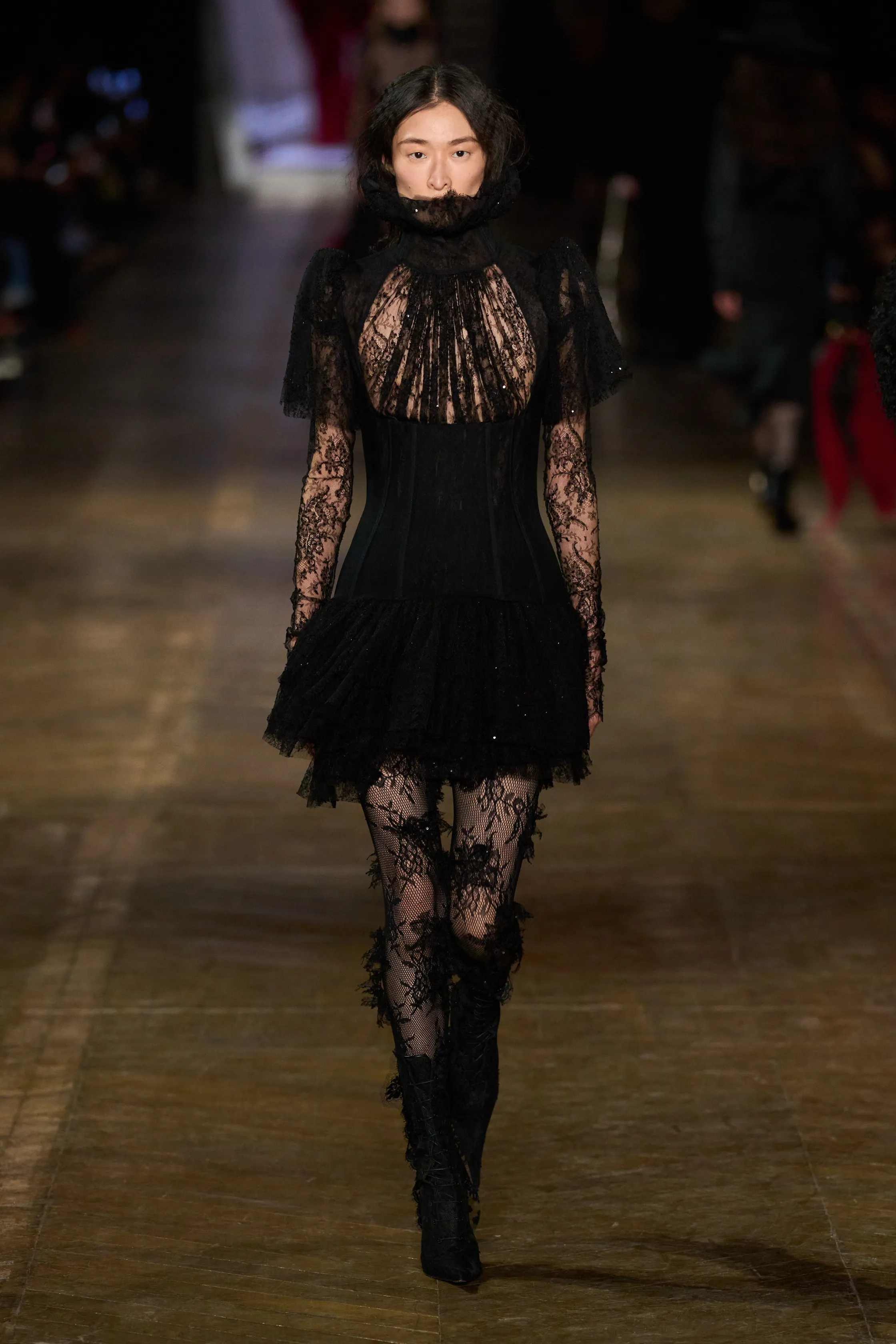 Alexander McQueen - Look 12