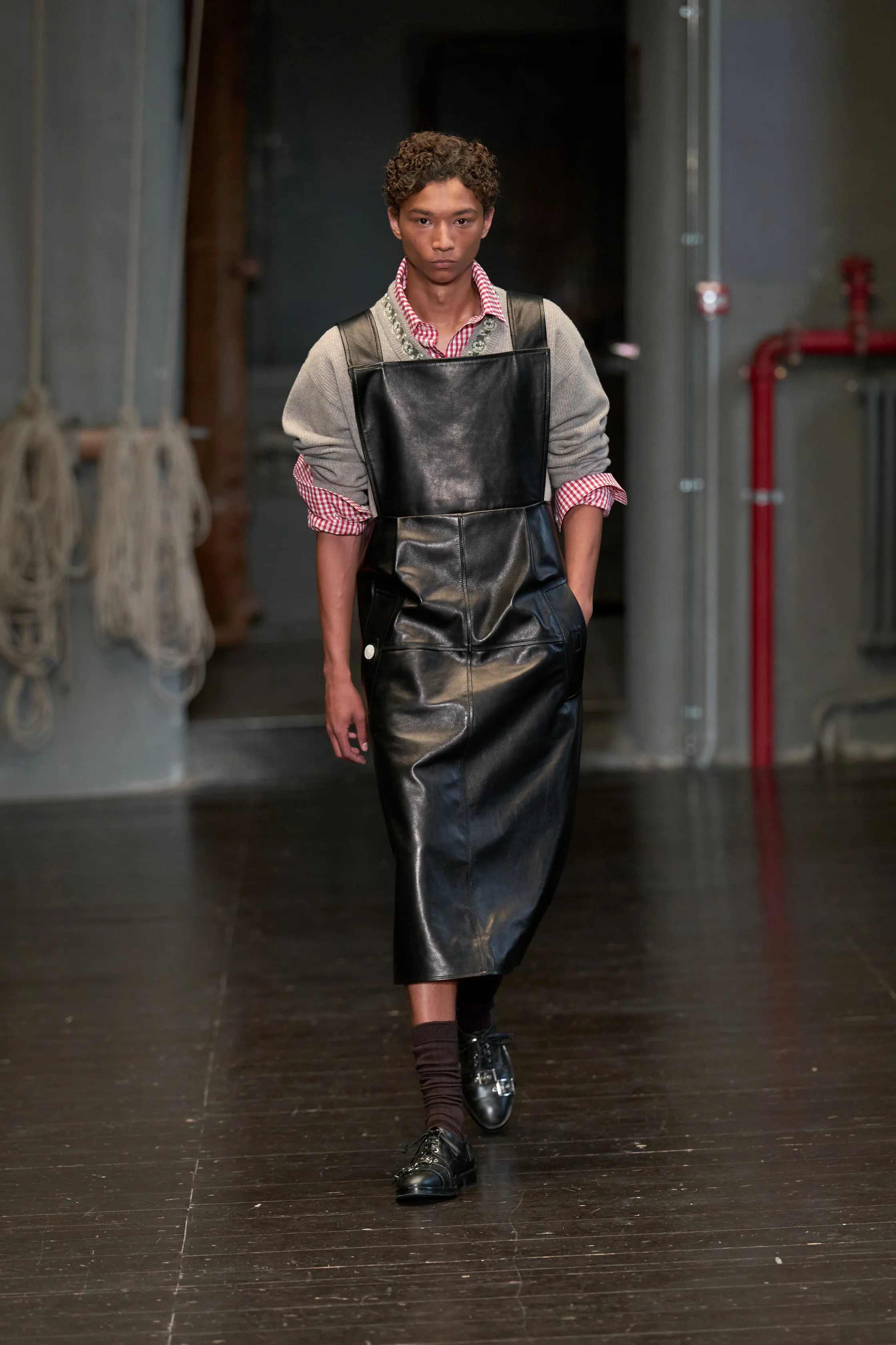سيمون روشا - Look 15