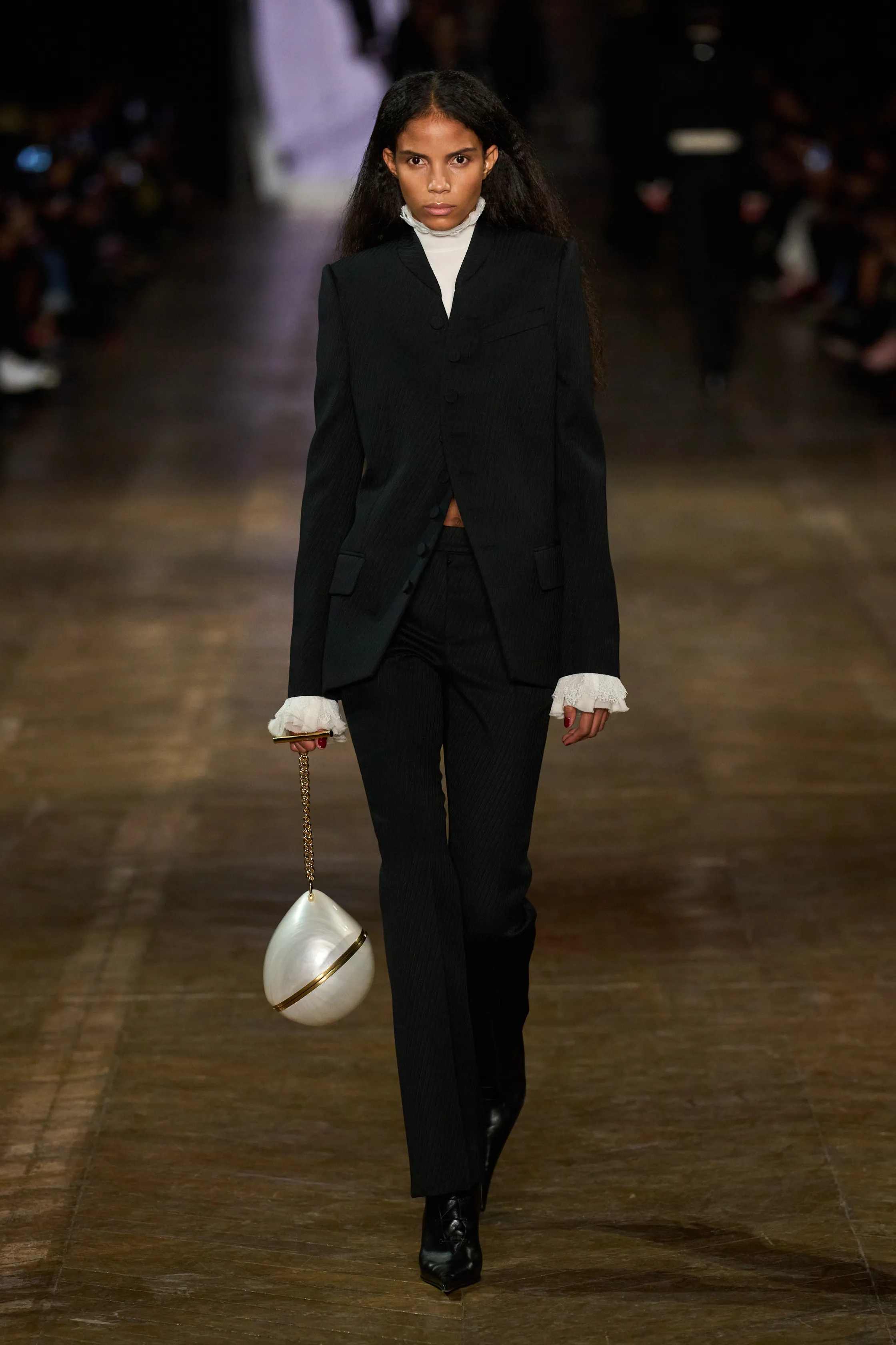 Alexander McQueen - Look 6