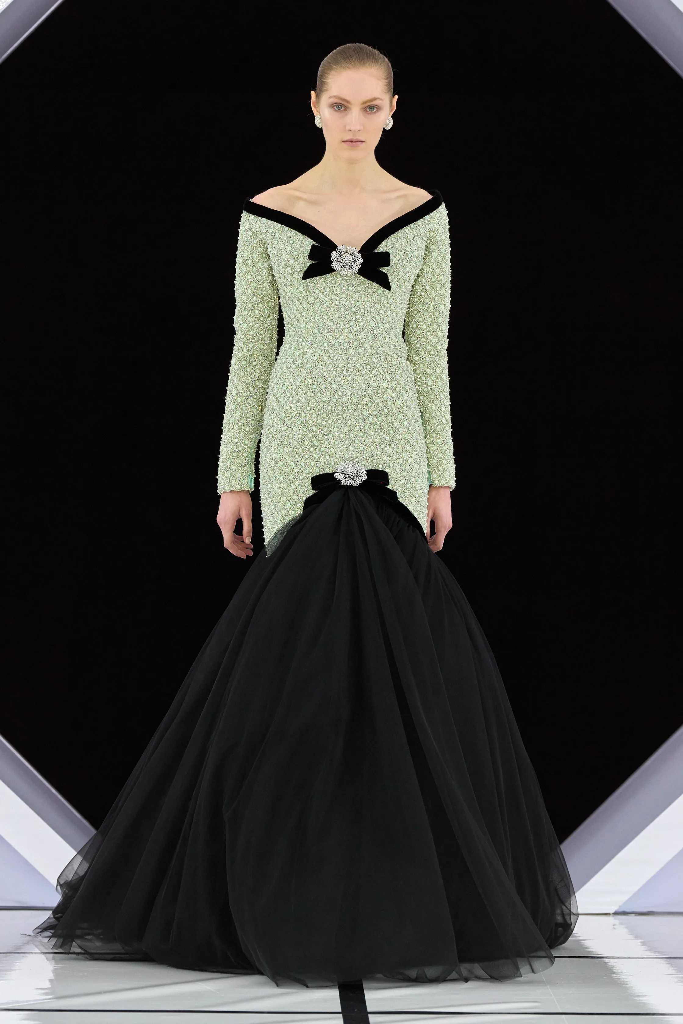 ريتشارد كوين - Look 19