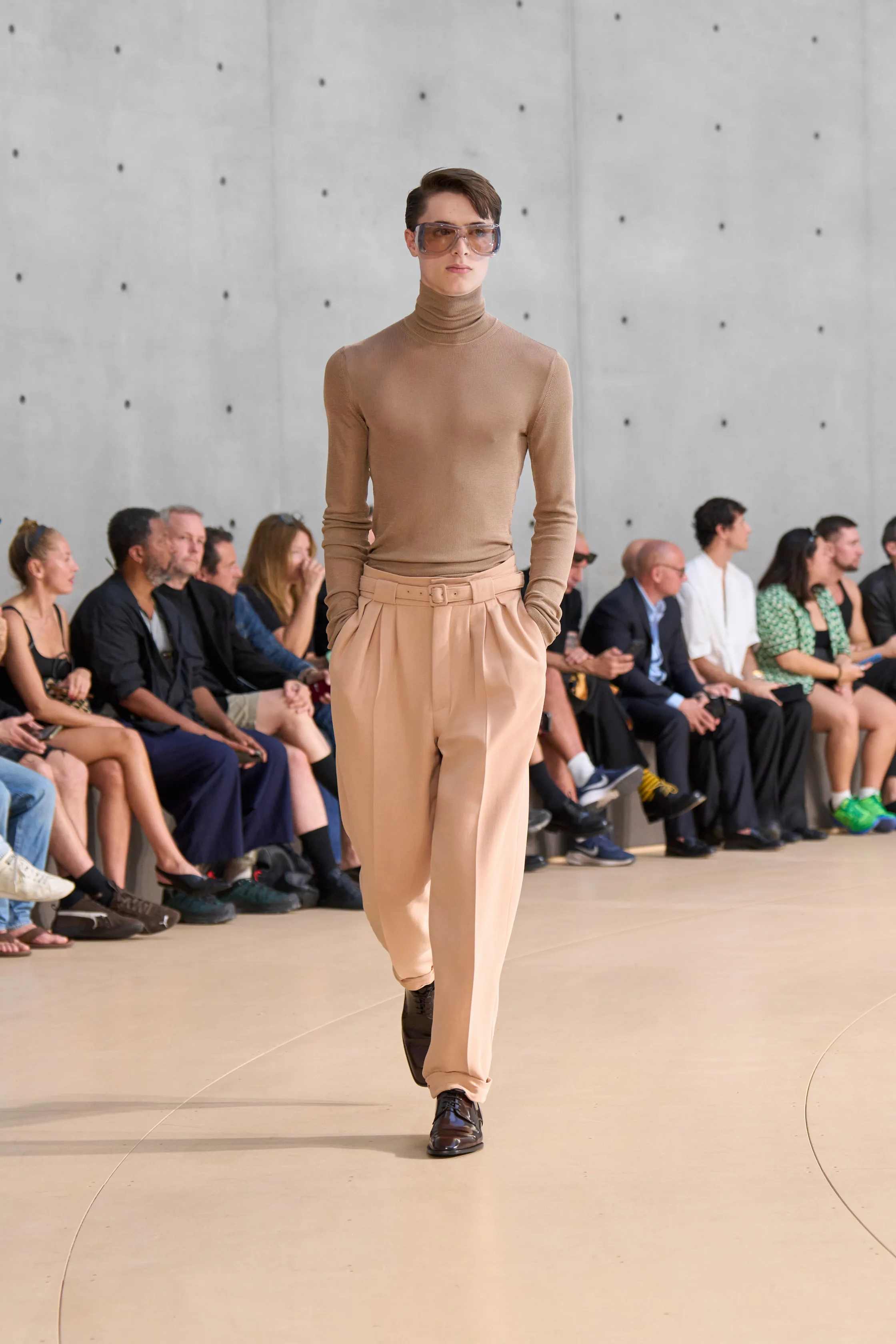 سان لوران - Look 21