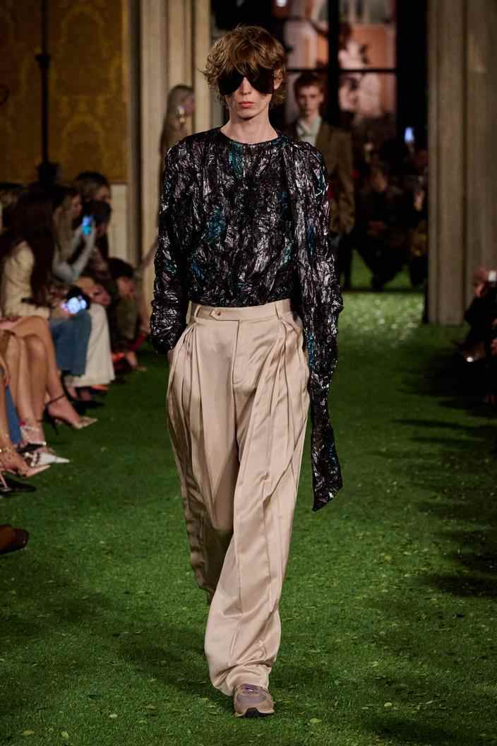 فالنتينو - Look 22