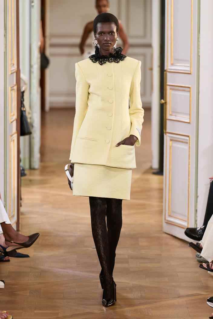 파투 - Look 24