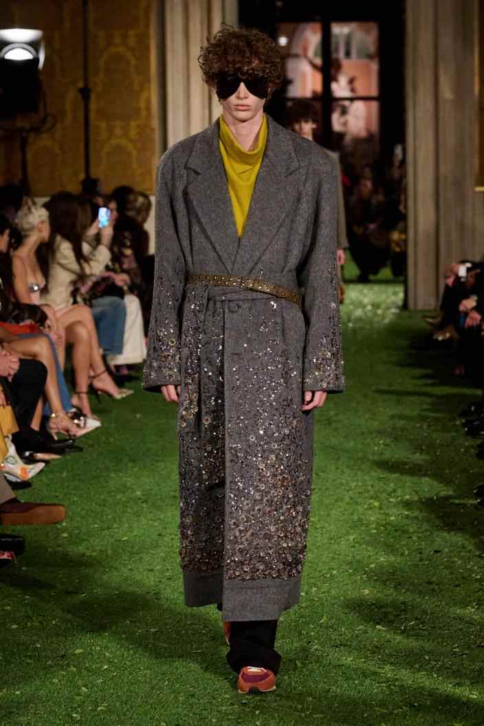 فالنتينو - Look 19
