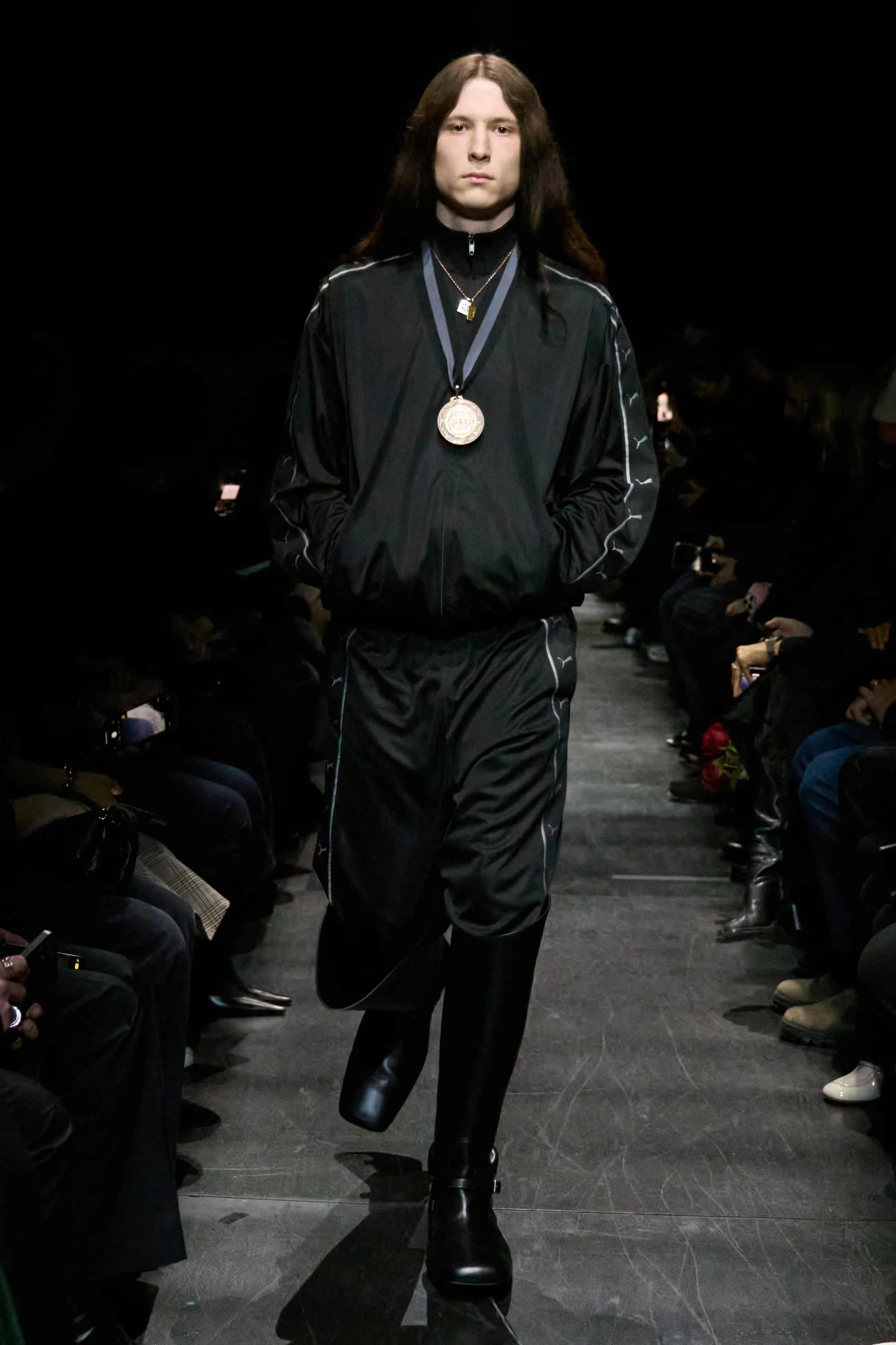 발렌시아가 - Look 56
