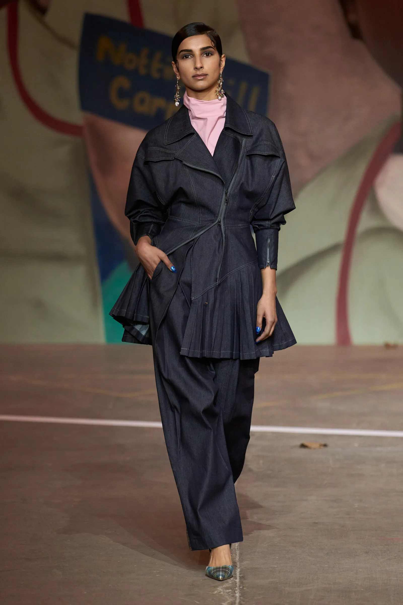 تولو كوكر - Look 10