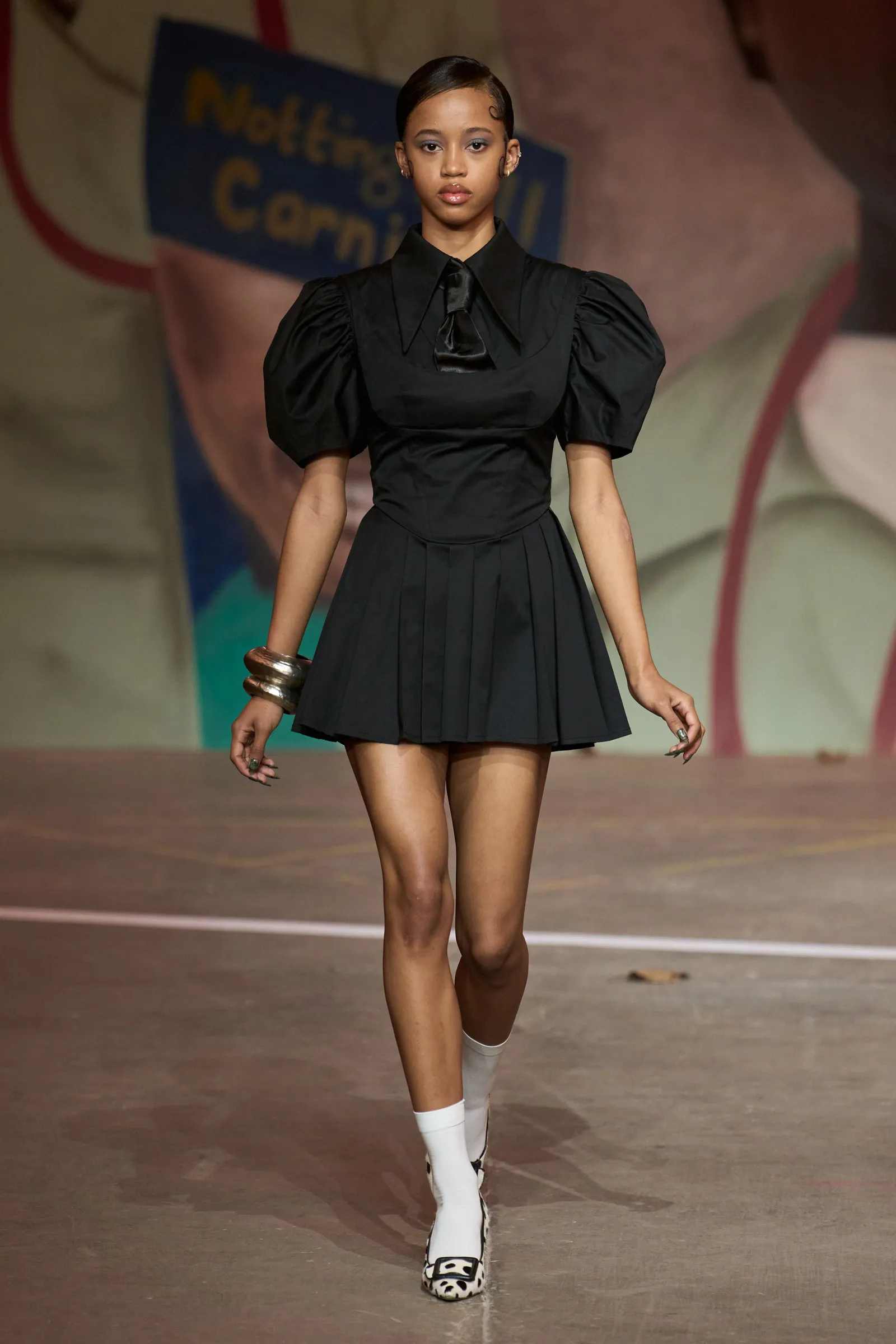 تولو كوكر - Look 3