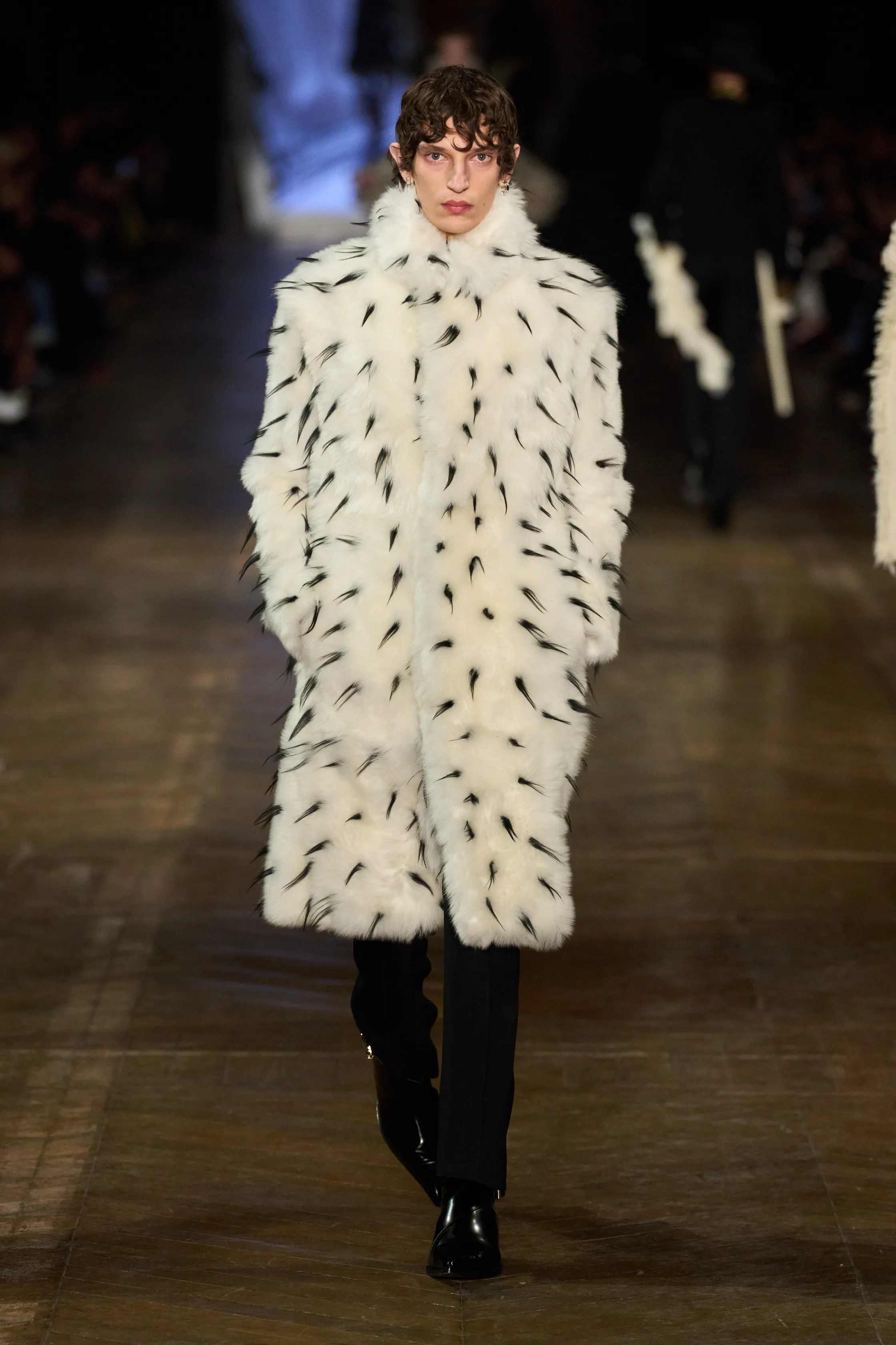 Alexander McQueen - Look 38