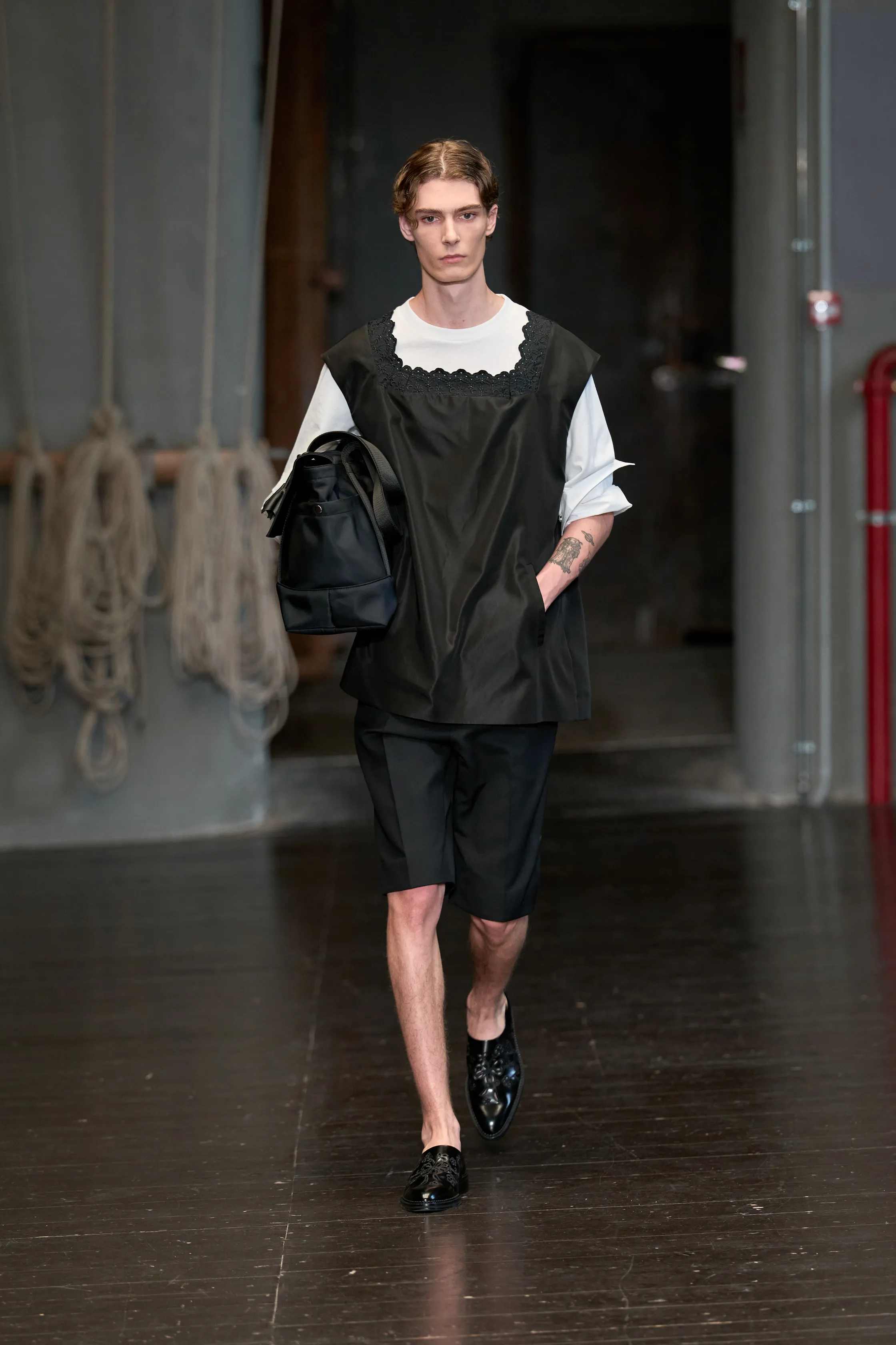 سيمون روشا - Look 18