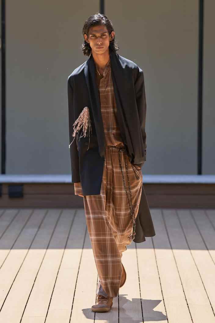 카시미 - Look 15