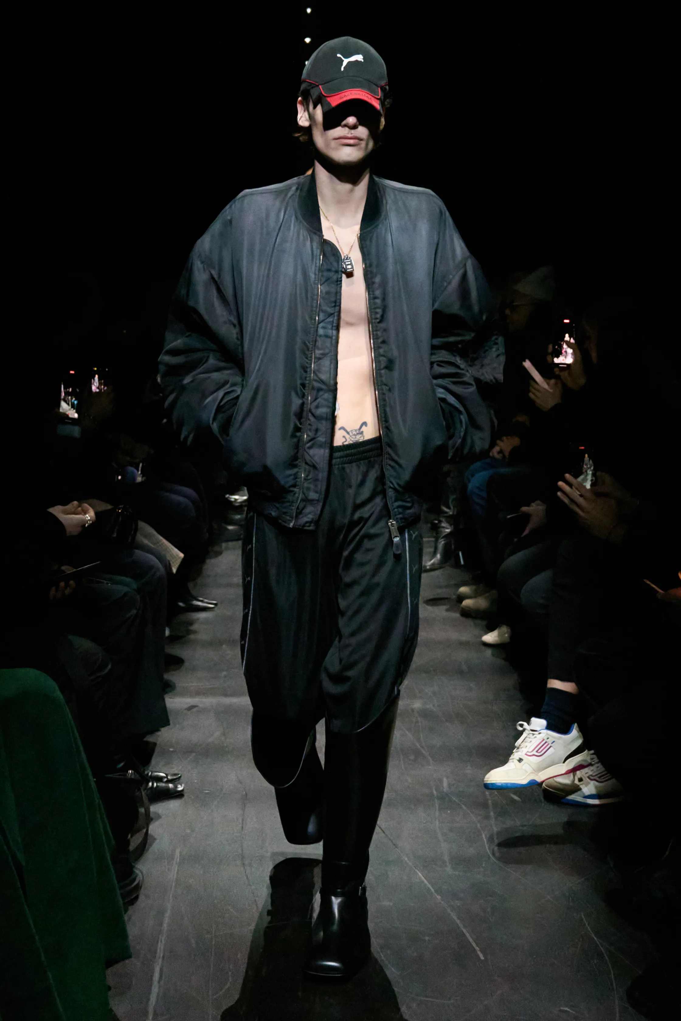 발렌시아가 - Look 48