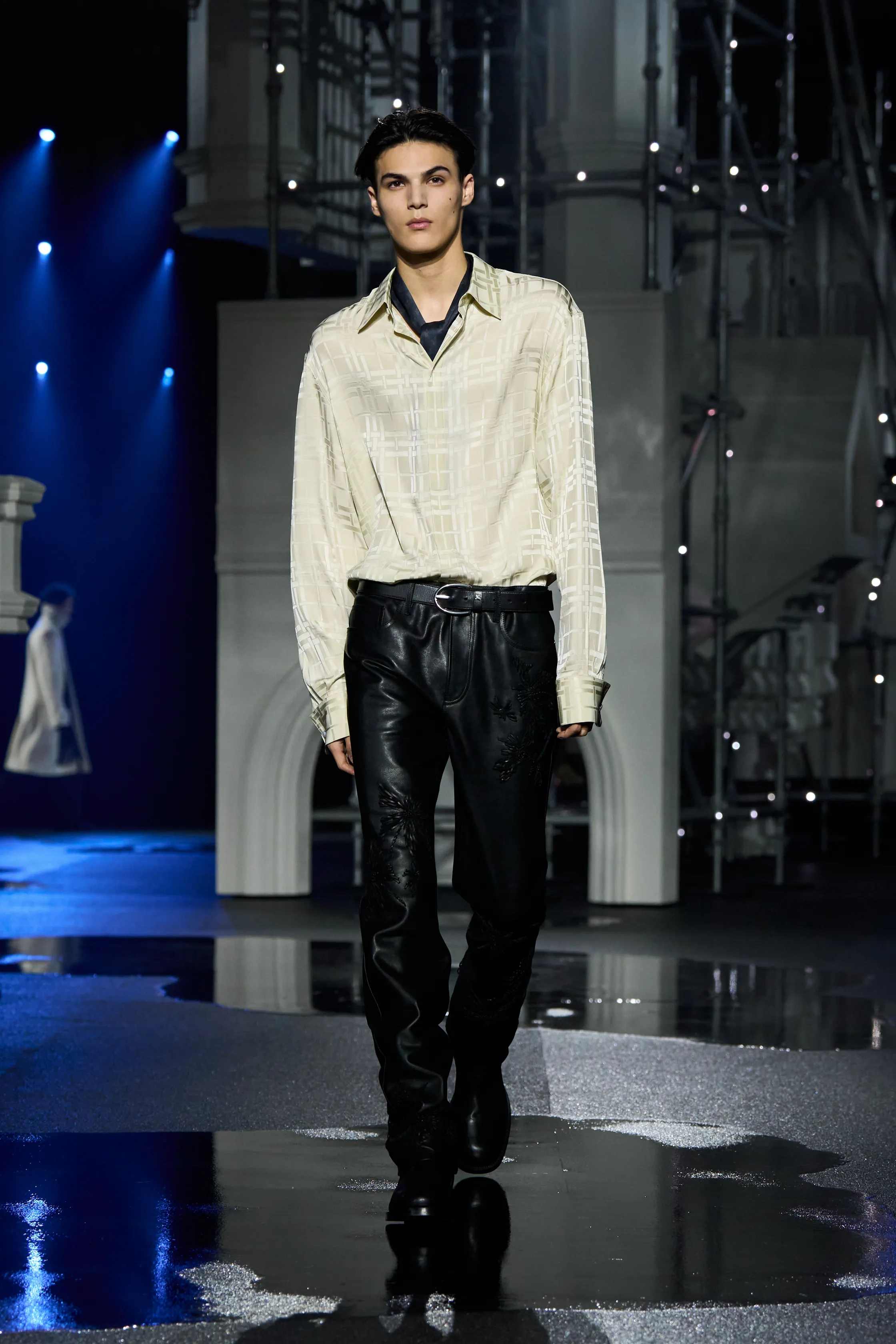 버버리 - Look 34
