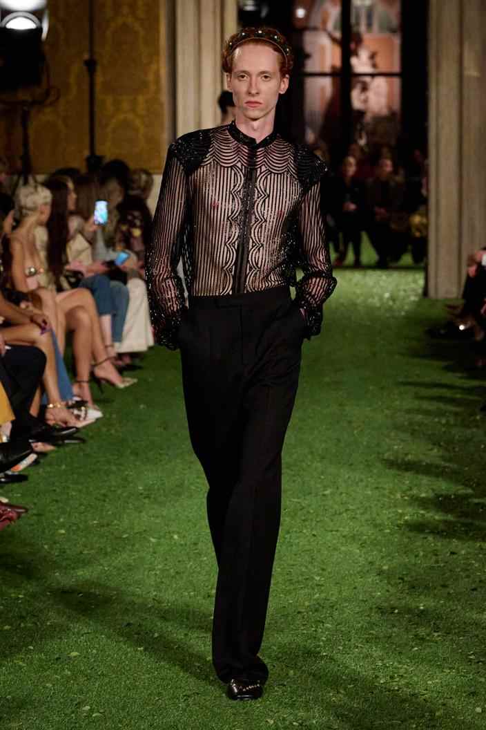 فالنتينو - Look 7