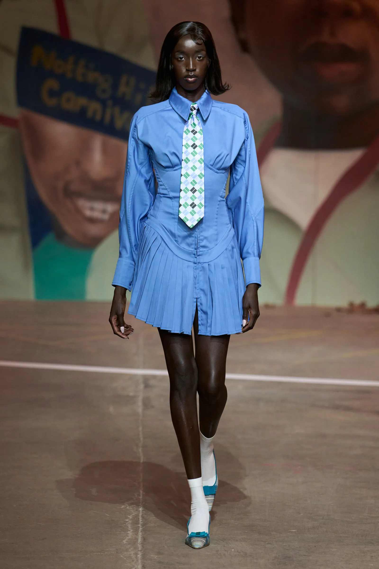 تولو كوكر - Look 8