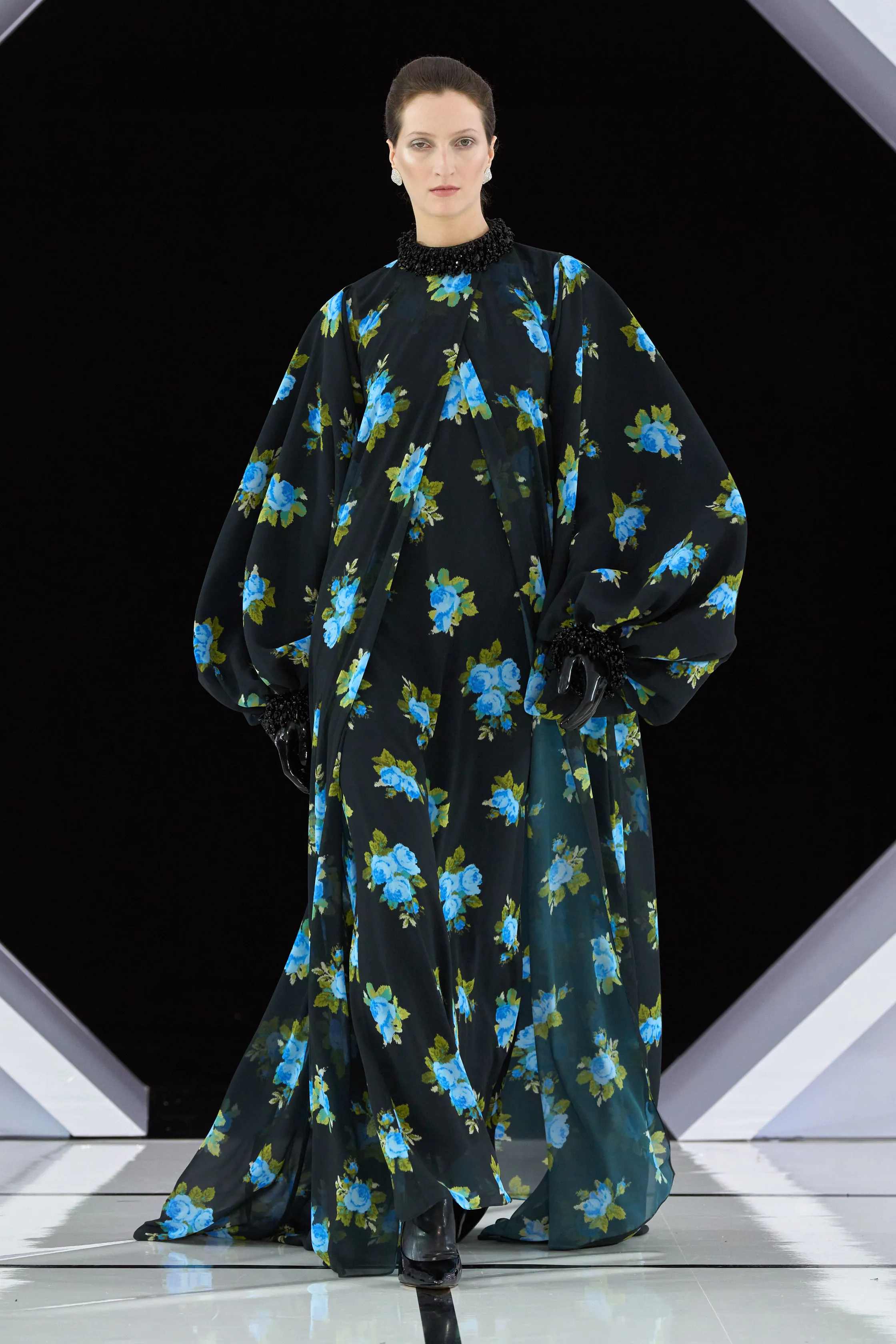 ريتشارد كوين - Look 39