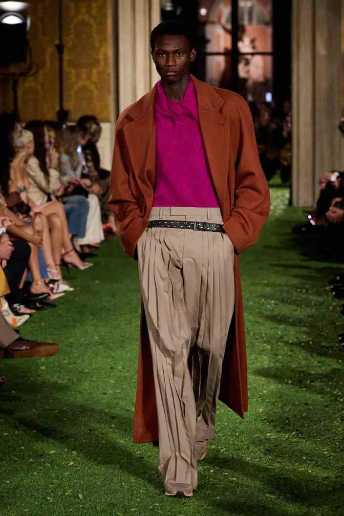 فالنتينو - Look 20