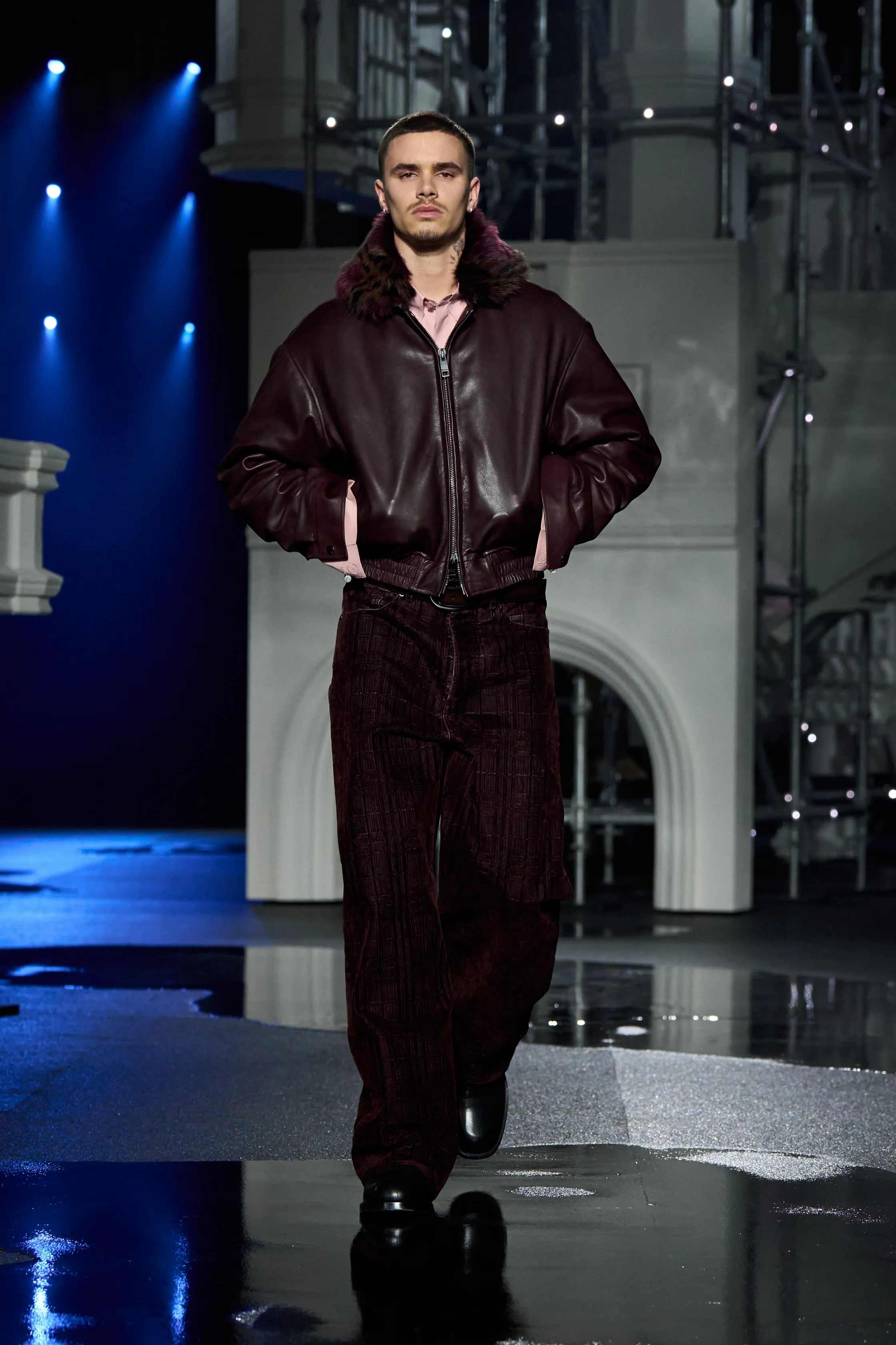 버버리 - Look 19