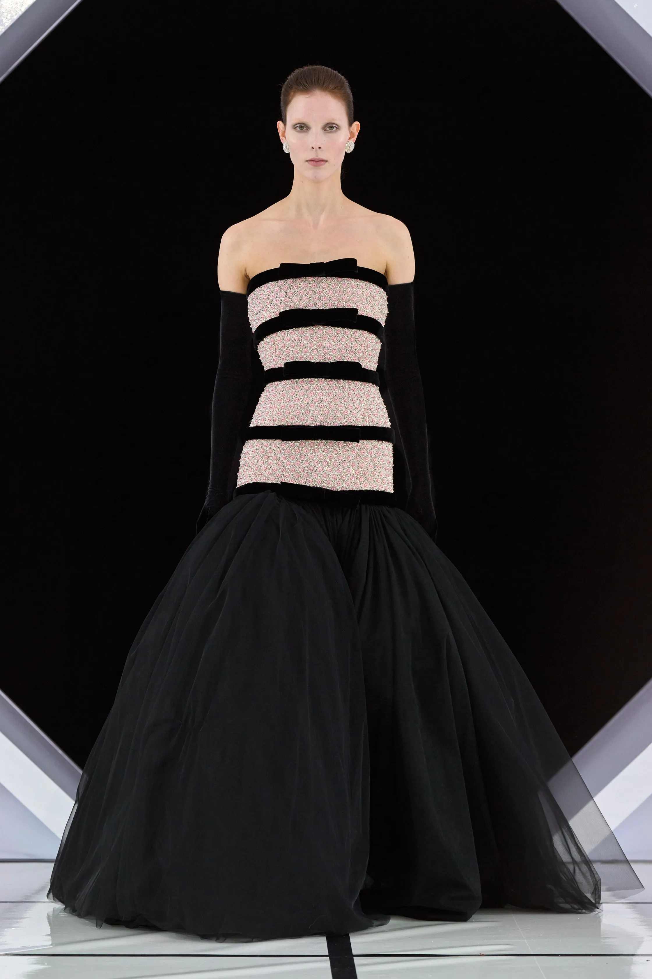 ريتشارد كوين - Look 23