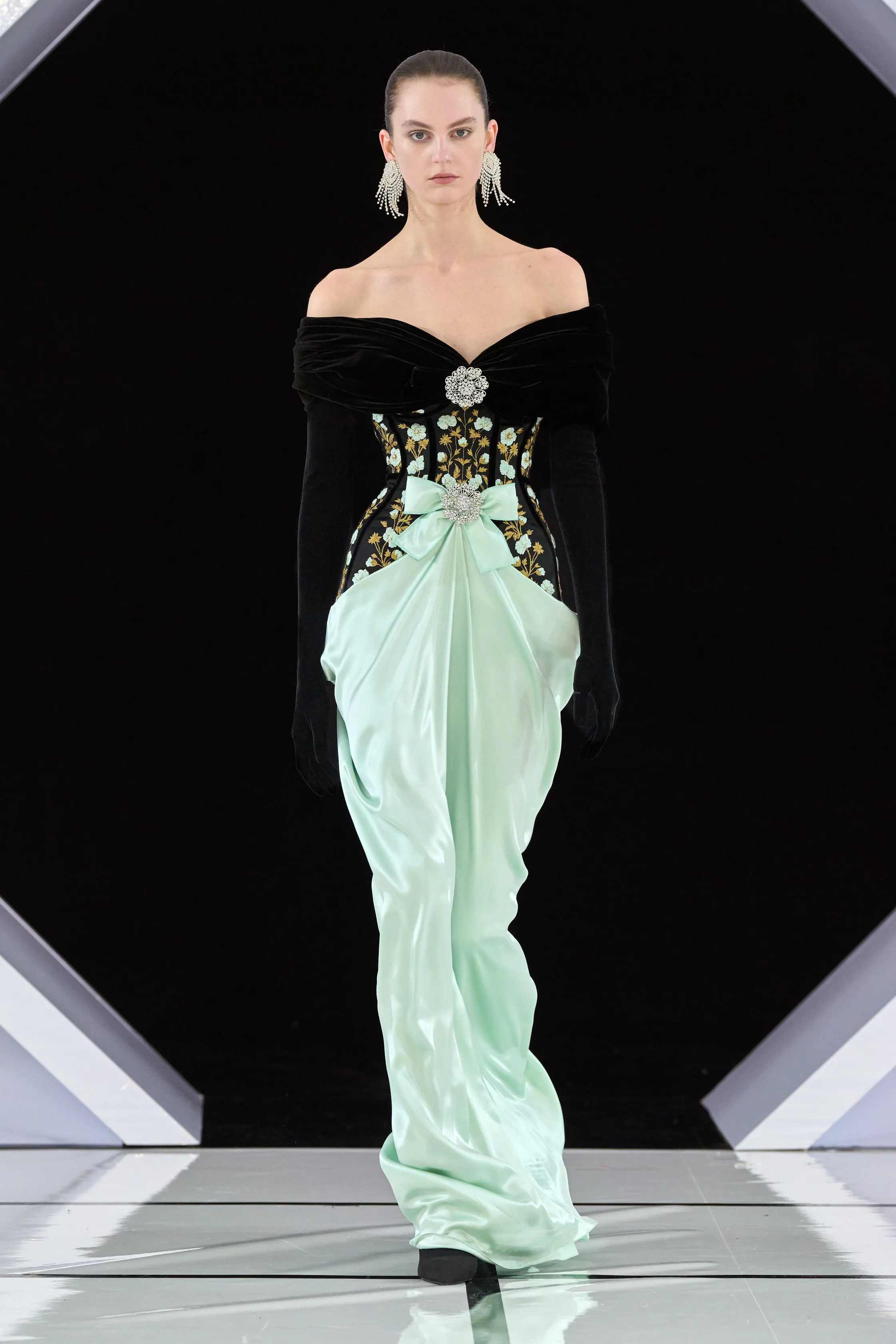 ريتشارد كوين - Look 26