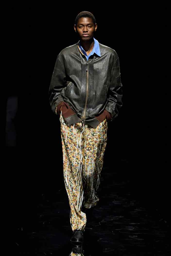 앤섬 A - Look 15