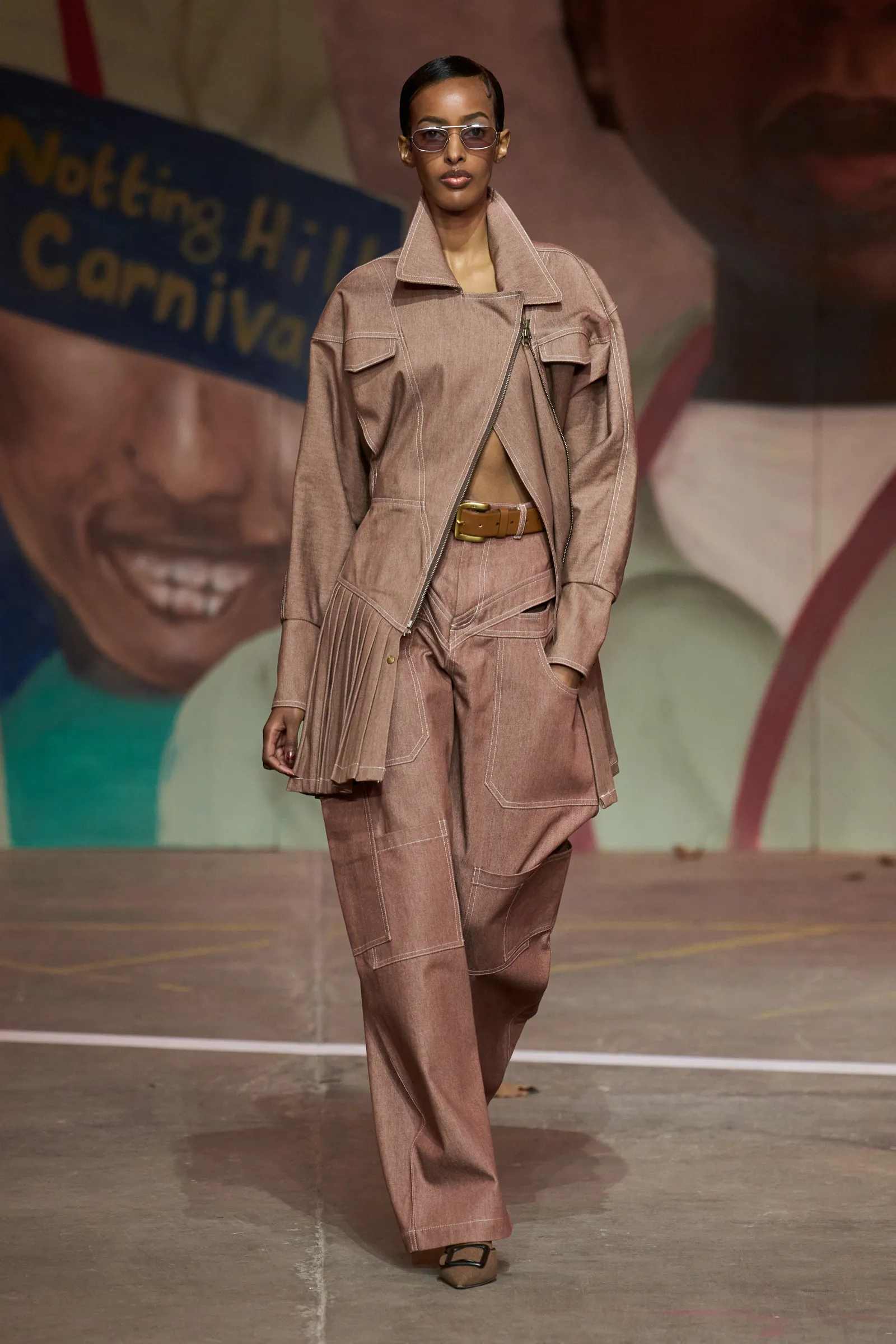 تولو كوكر - Look 19