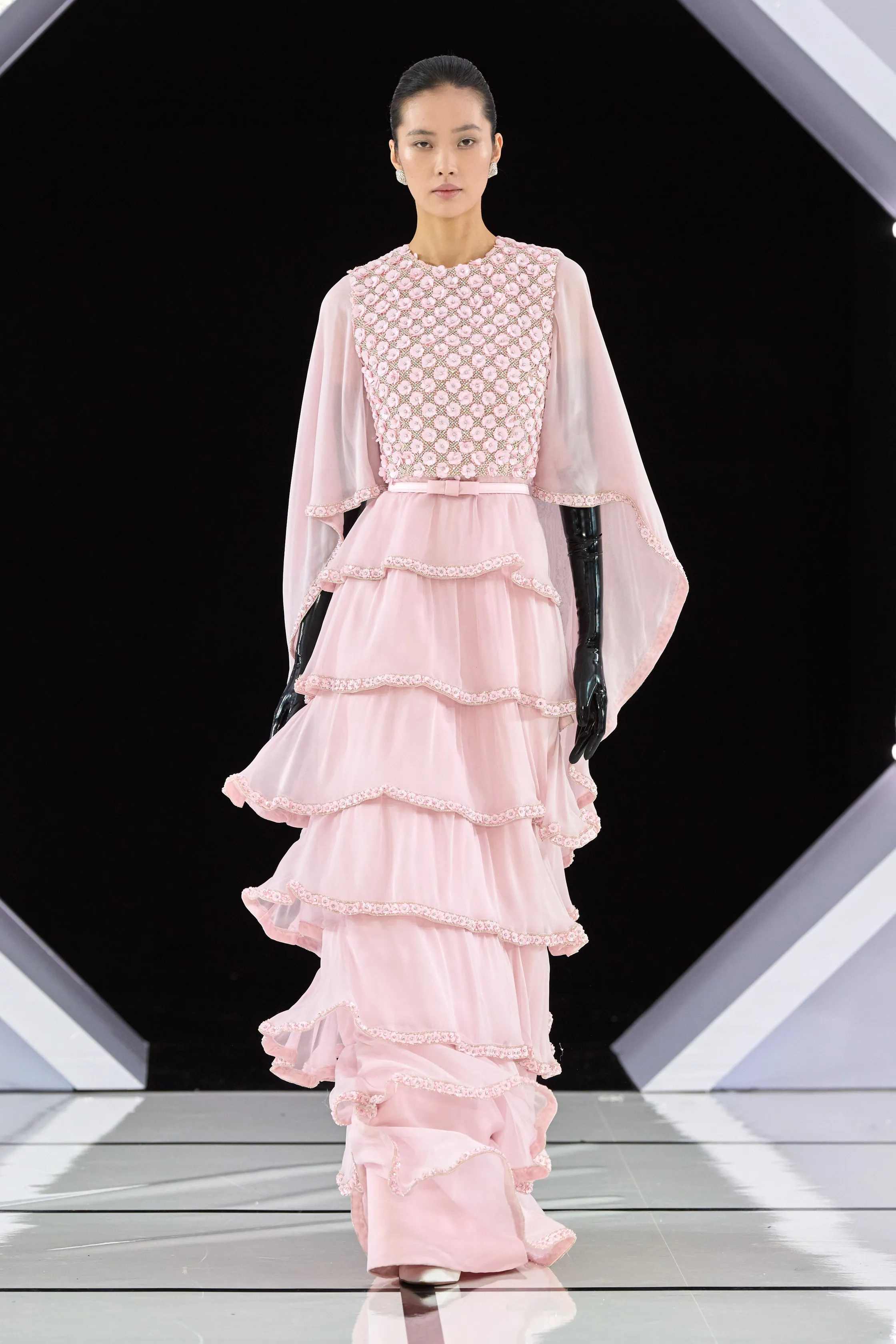 ريتشارد كوين - Look 10