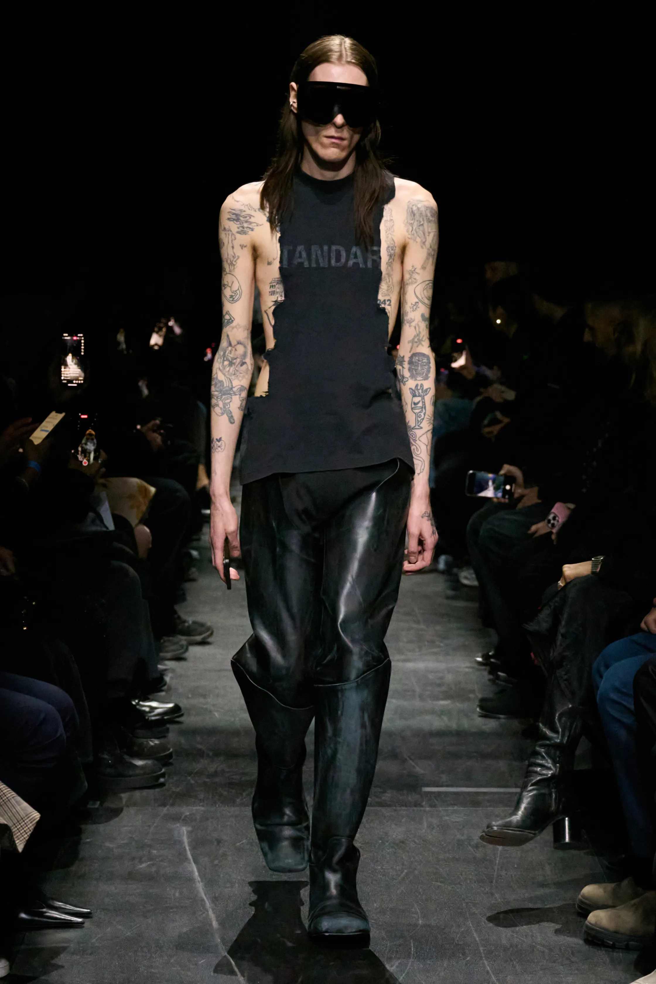 발렌시아가 - Look 37