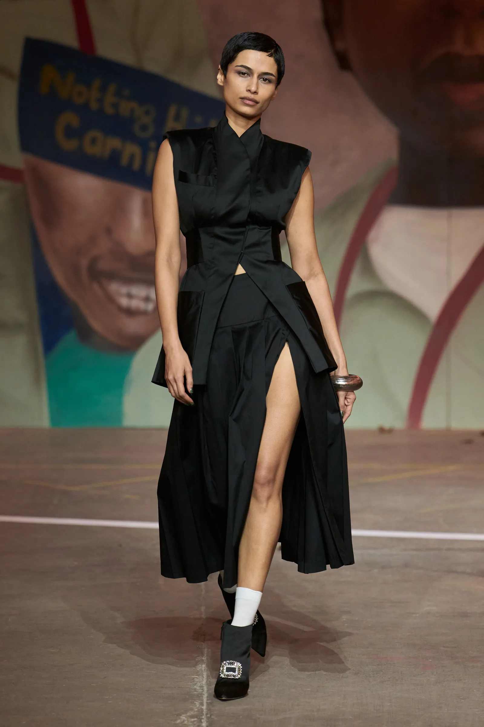 تولو كوكر - Look 1