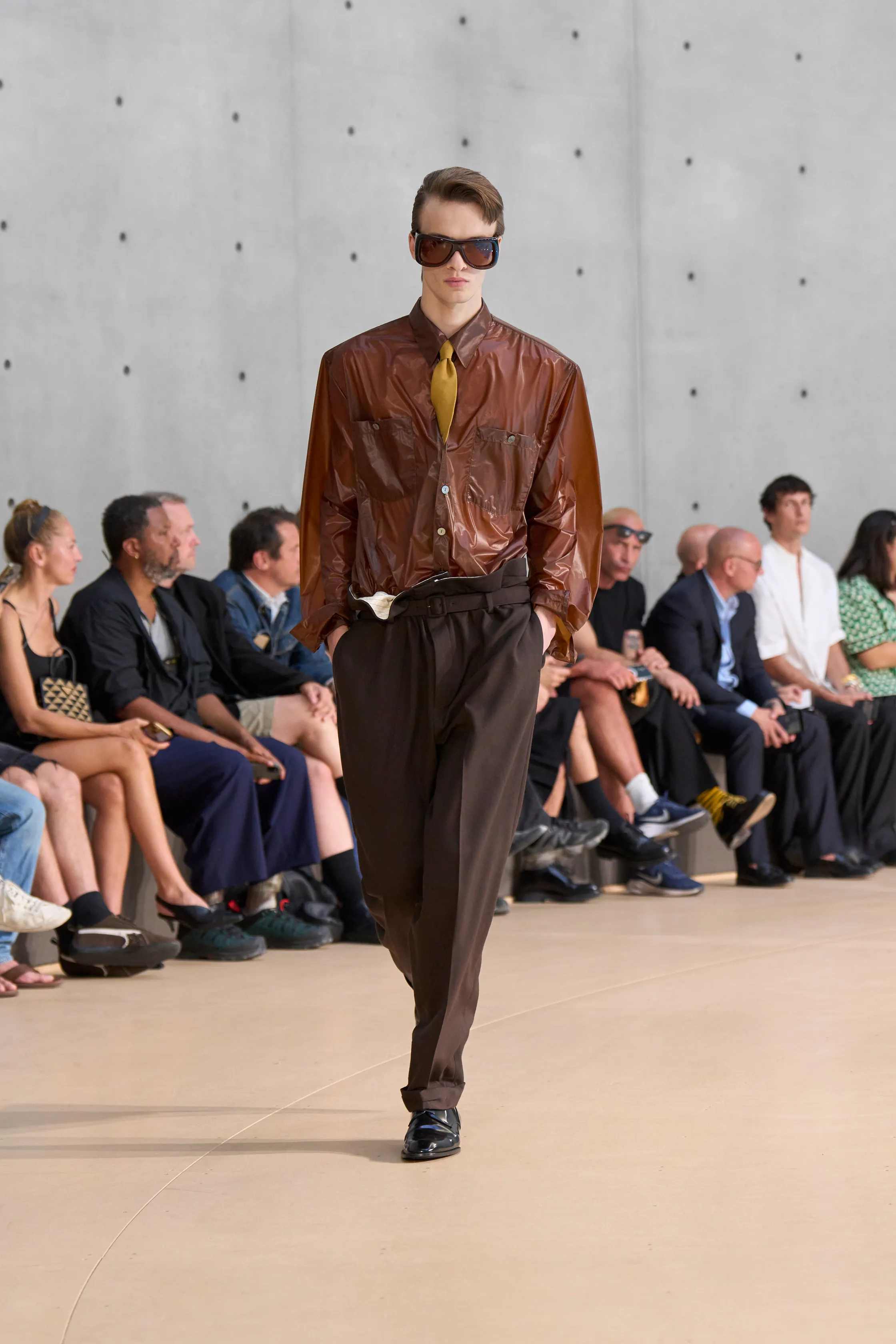 سان لوران - Look 33